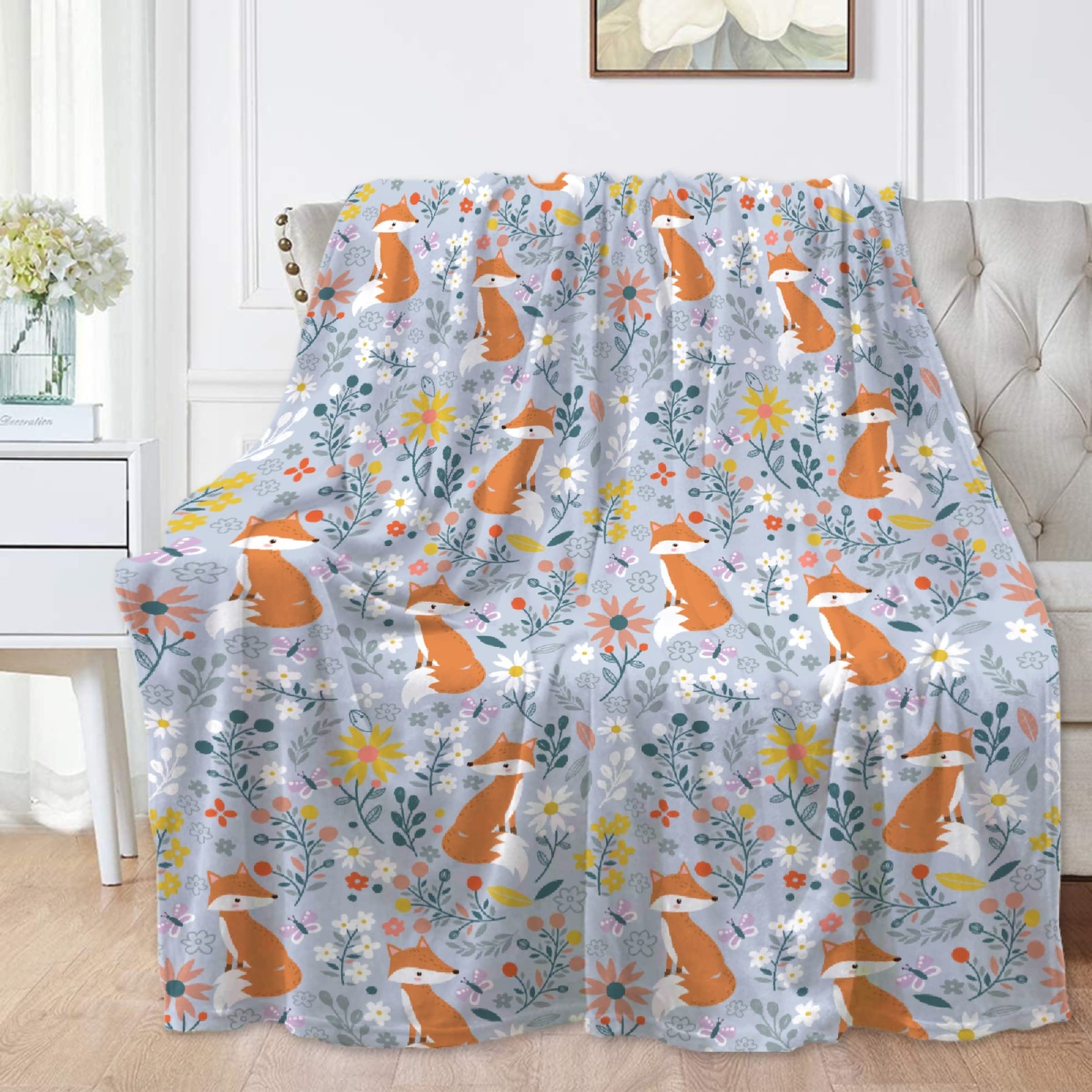 Soft Cozy Fleece Throw Blanket - Cute Fox & Flowers Design for Women, Men, Kids | Lightweight All-Season Blanket for Bed, Couch, Living Room | Extra Large 120x90 Inches (Overking) | Perfect for Family Movie Nights, Camping & Home Decor