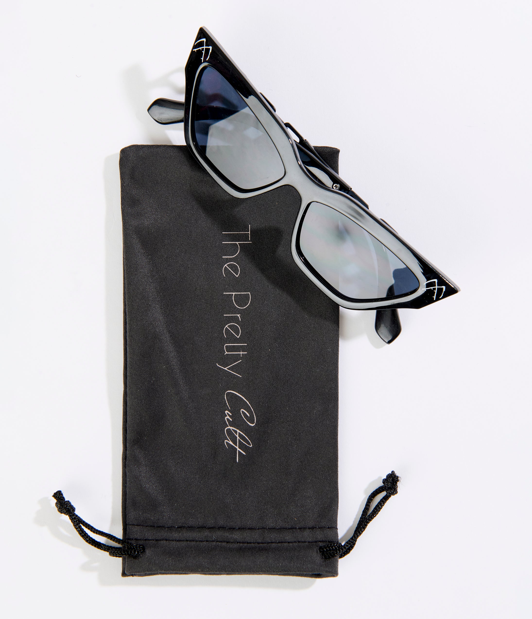 Black Chain Elvira Sunglasses for Women - Retro Square Frame UV Protection - Perfect for Beach, Driving & Fashion Outfits