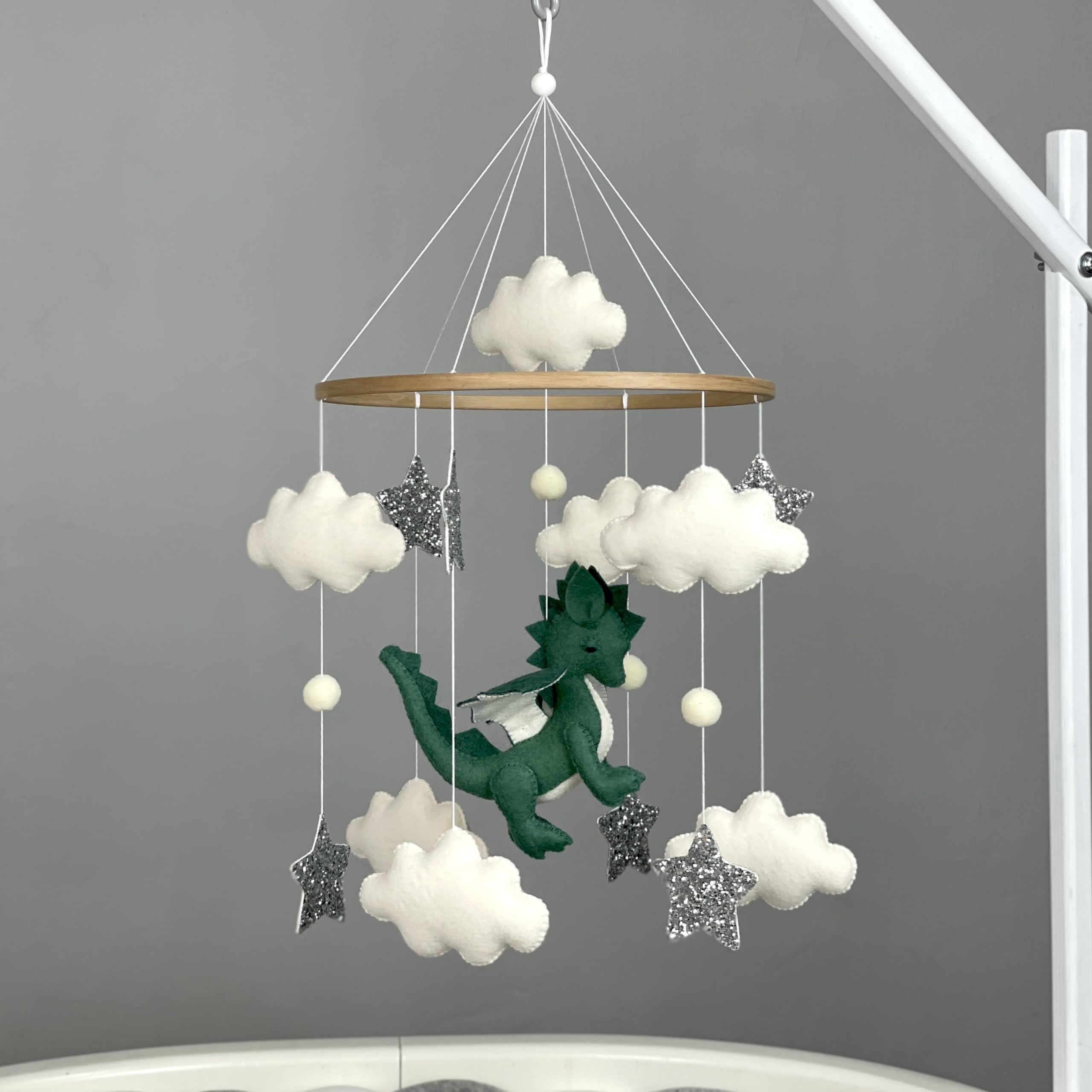 **Handmade Dragon Baby Crib Mobile – Fantasy Nursery Decor, Felt Hanging Mobile for Newborns – Perfect Baby Shower Gift & Nursery Room Decoration**    *(Use: Ideal for baby cribs, nurseries, and as a unique baby shower gift to create a magical fantasy atmosphere.)*