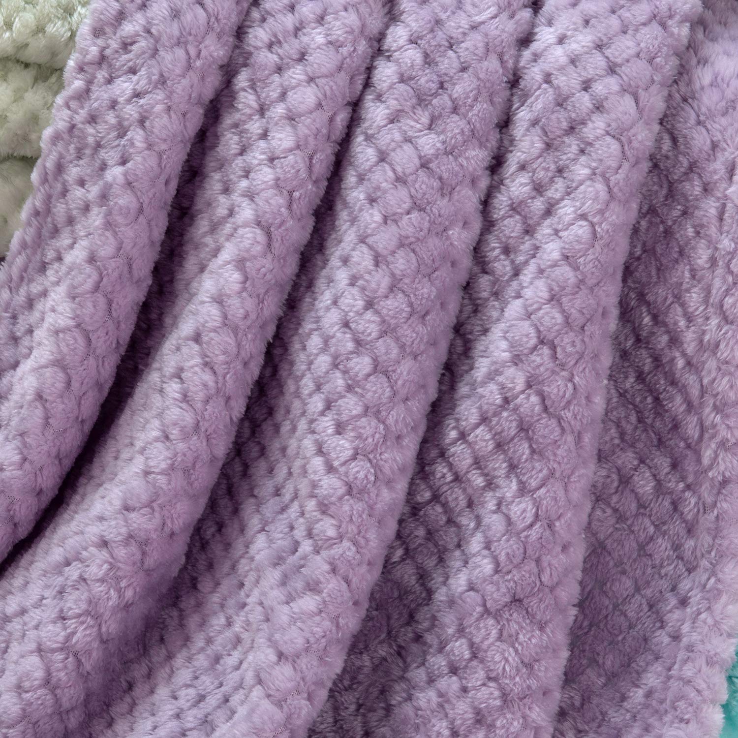 Cozy Fleece Pet Blanket for Dogs & Cats - Soft Warm Plush Throw for Small Medium Large Pets - Perfect for Bed, Couch, Sofa & Travel - Iris Pattern (24