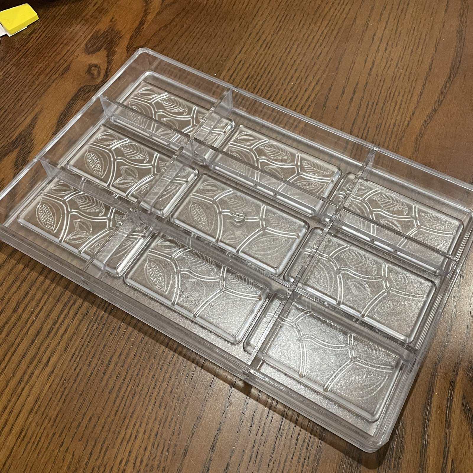 Premium Polycarbonate Chocolate Mold for DIY Candy Making - Cocoa Leaves Design - Perfect for Baking, Cake Decorating & Holiday Treats