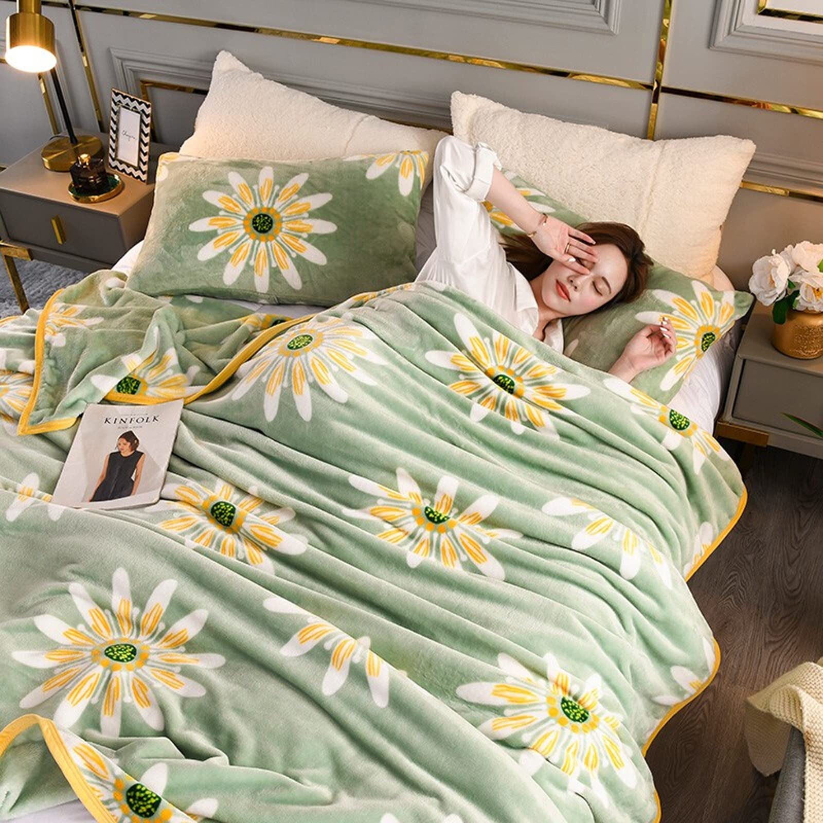 LGYKUMEG Premium Korean Mink Fleece Blanket - Ultra Soft & Warm Winter Blanket 79x91 Inches, 2-Ply Milk Flannel for Bed, Sofa & Couch - Perfect for Cozy Nights, Home Decor & Gift Giving