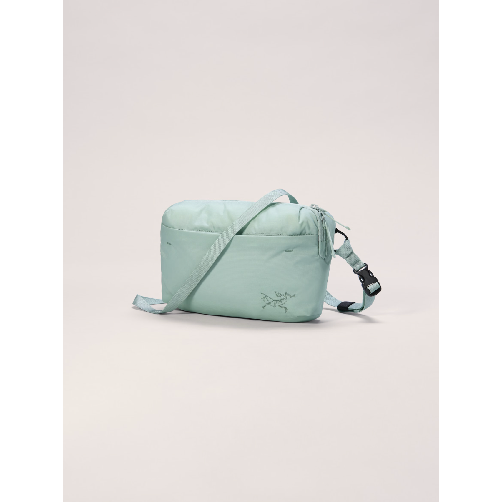 Arc'teryx Heliad Crossbody Bag - Lightweight & Waterproof Travel Shoulder Bag for Hiking, Commuting & Everyday Use