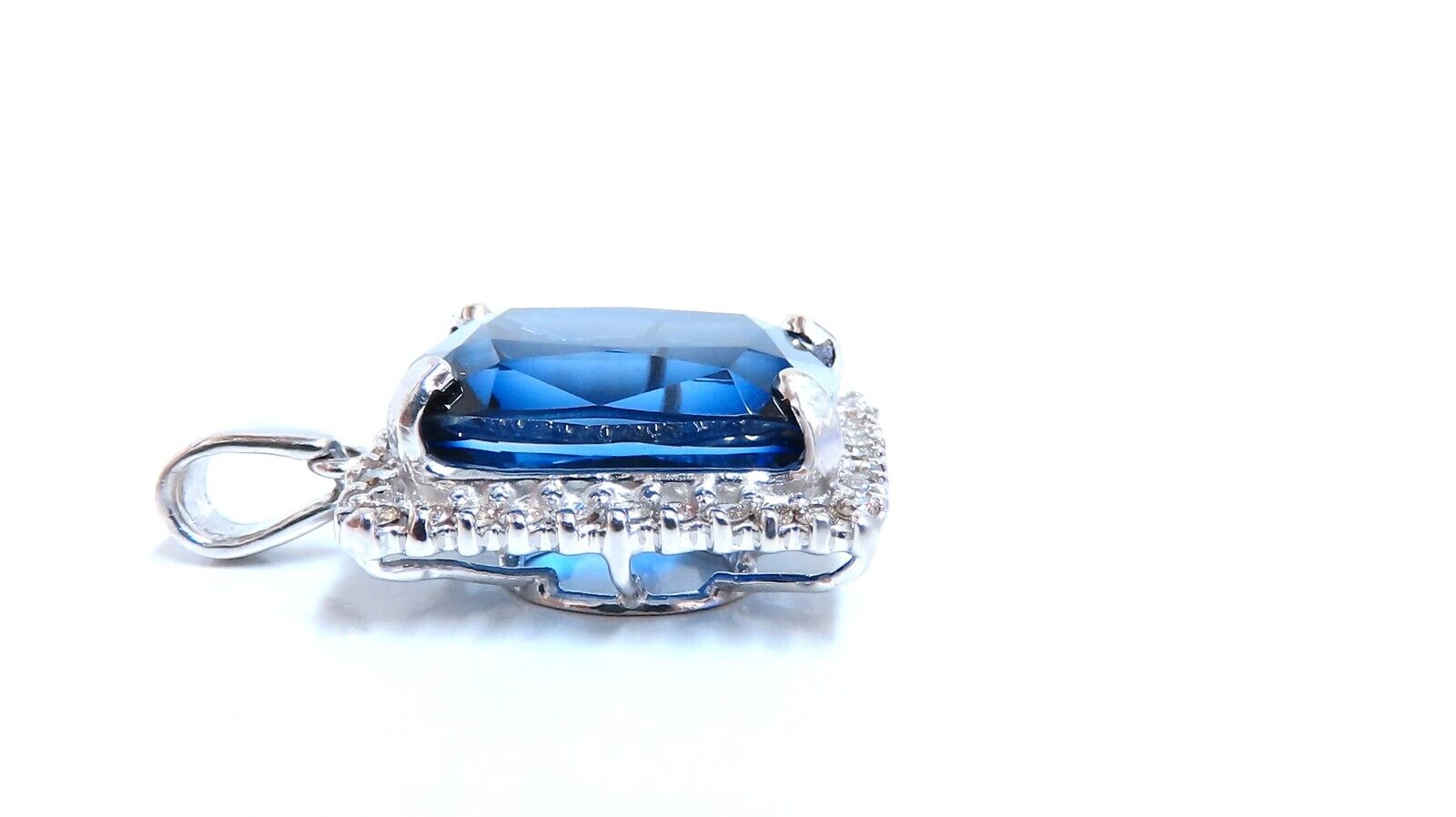 23.40ct Lab-Created Cushion Blue Sapphire & Diamond Pendant in 14K Gold | Elegant Jewelry for Weddings, Anniversaries & Special Occasions