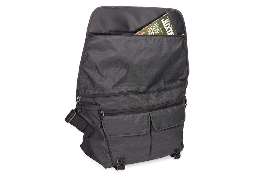 Thule Covert DSLR Camera Messenger Bag - Waterproof & Durable for Travel & Photography | Perfect for Hiking, Commuting & Urban Adventures