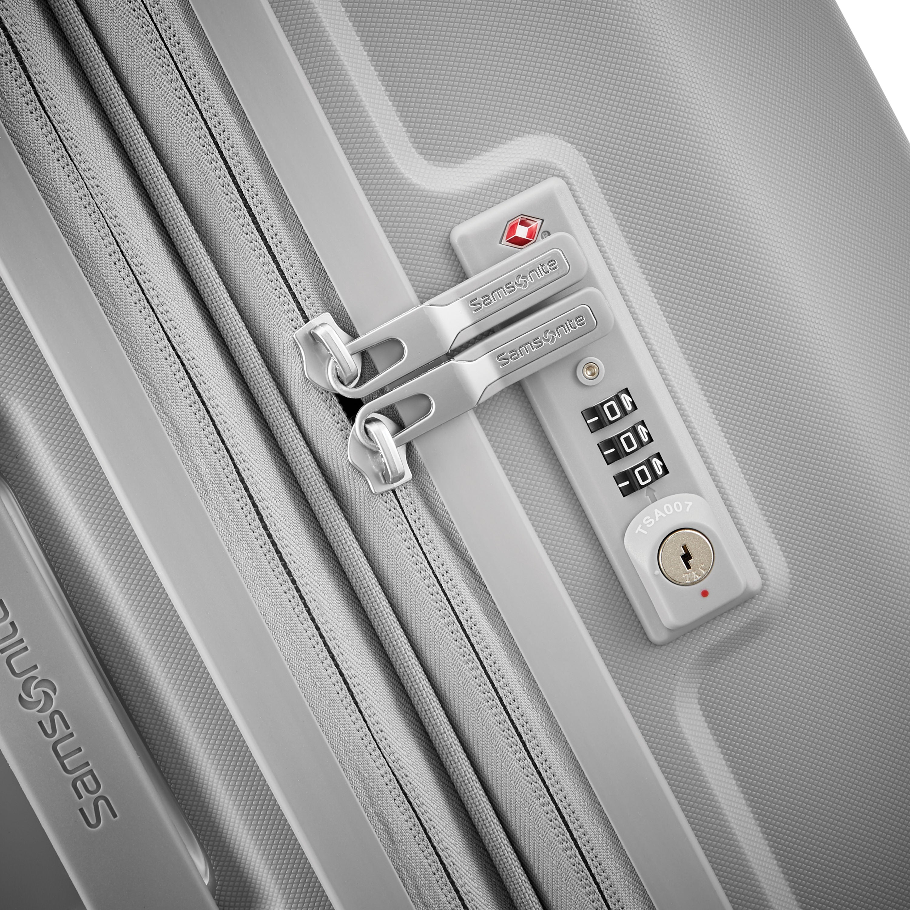 Samsonite Outline Pro Medium Expandable Spinner Luggage 24