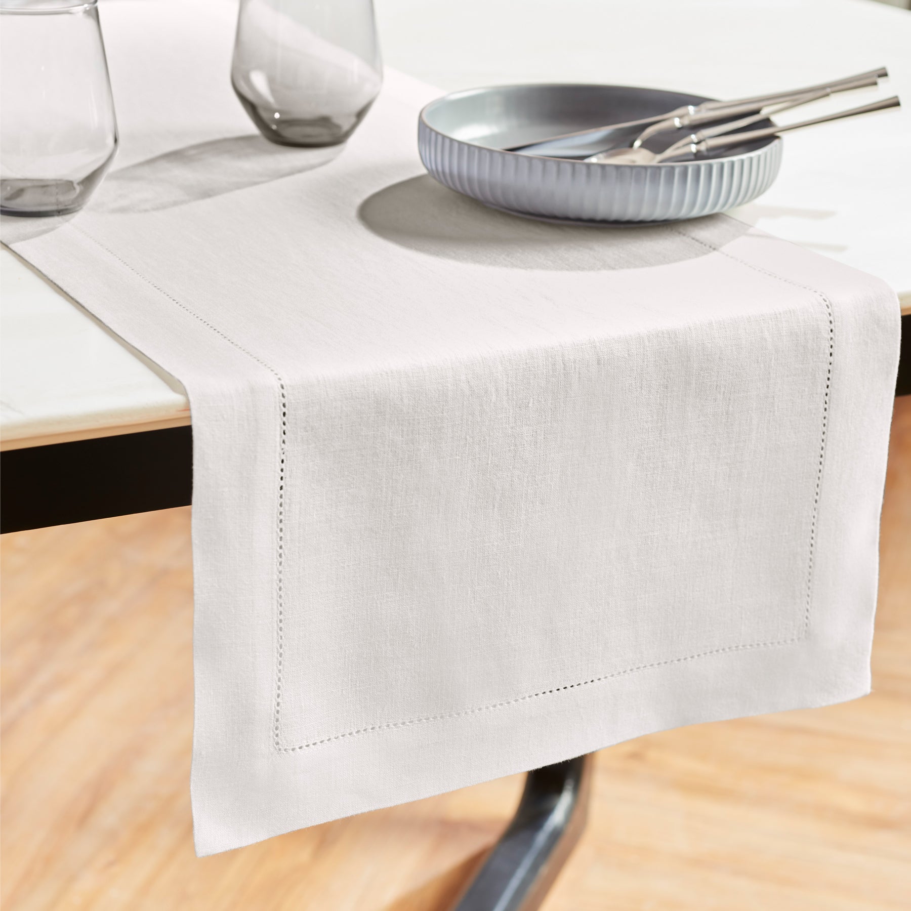 Sonoma Hemstitch Table Runner - Elegant Linen Table Decor for Dining & Special Occasions | Perfect for Weddings, Holidays & Home Decor