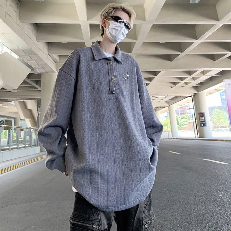 Stylish American Men's Loose Fit T-Shirt with Metal Pattern Design - Turn Down Collar Long Sleeve Casual Tee for Everyday Wear & Street Fashion | Model 9C6599