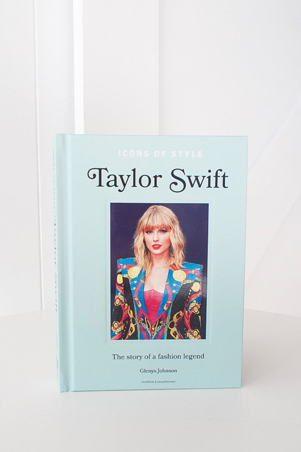 Taylor Swift Merchandise & Fashion Collection - Official T-Shirts, Hoodies, Posters - Perfect for Concerts, Gifts & Swiftie Fan Showcase