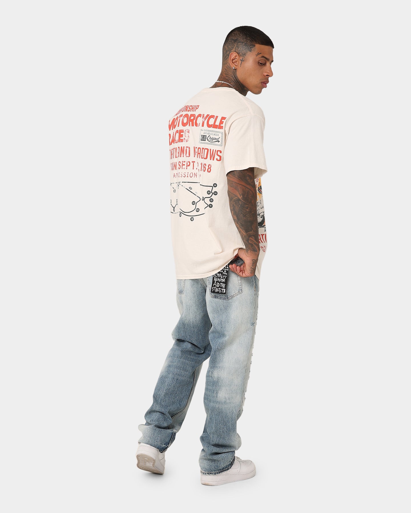 Vintage Portland Meadows T-Shirt - Retro American Thrift Style in Off White | Perfect for Casual Wear, Street Fashion & Vintage Lovers