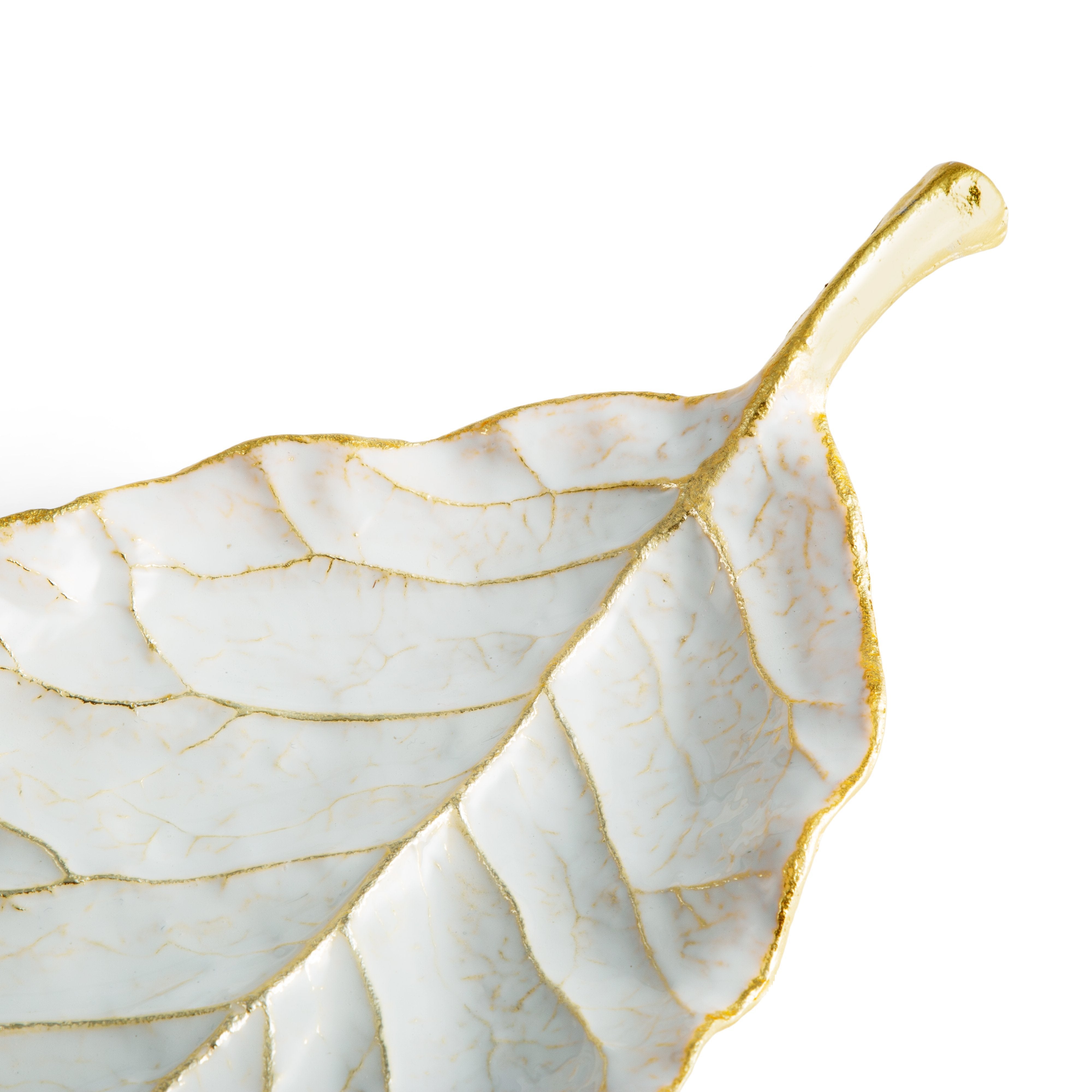 Magnolia Winter Leaves Decorative Dish - Elegant Floral Serving Tray for Holiday Tablescapes, Dessert Presentation & Home Decor