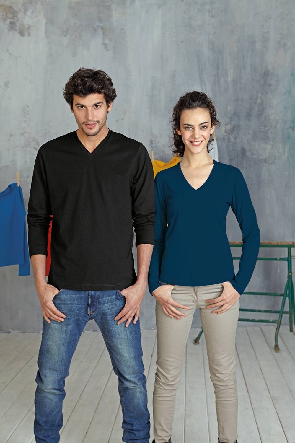 Premium Long Sleeve V-Neck T-Shirt for Men - Soft Cotton Crew Neck Tee - Navy Blue Casual Shirt - Size Large - Perfect for Work, Gym & Everyday Wear