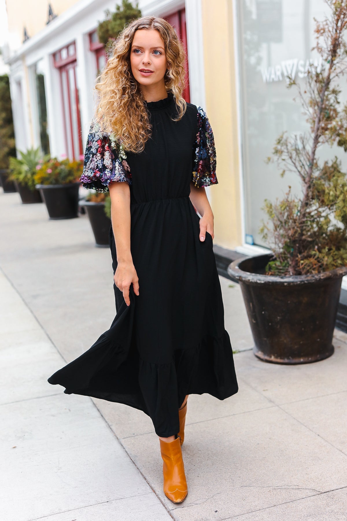 Elegant Black Floral Sequin Puff Sleeve Mock Neck Tiered Maxi Dress for Women - Perfect for Evening Parties, Weddings & Special Occasions