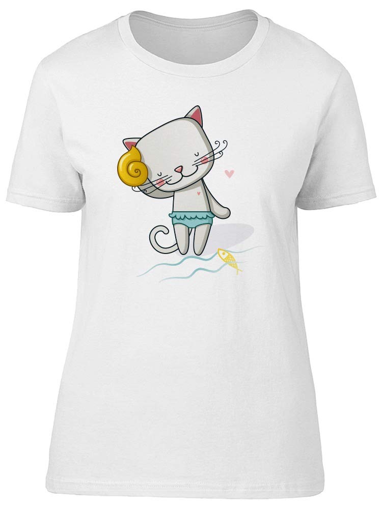 Stylish Women's Cute Cat Beach T-Shirt - Perfect for Summer Vacations & Casual Outings
