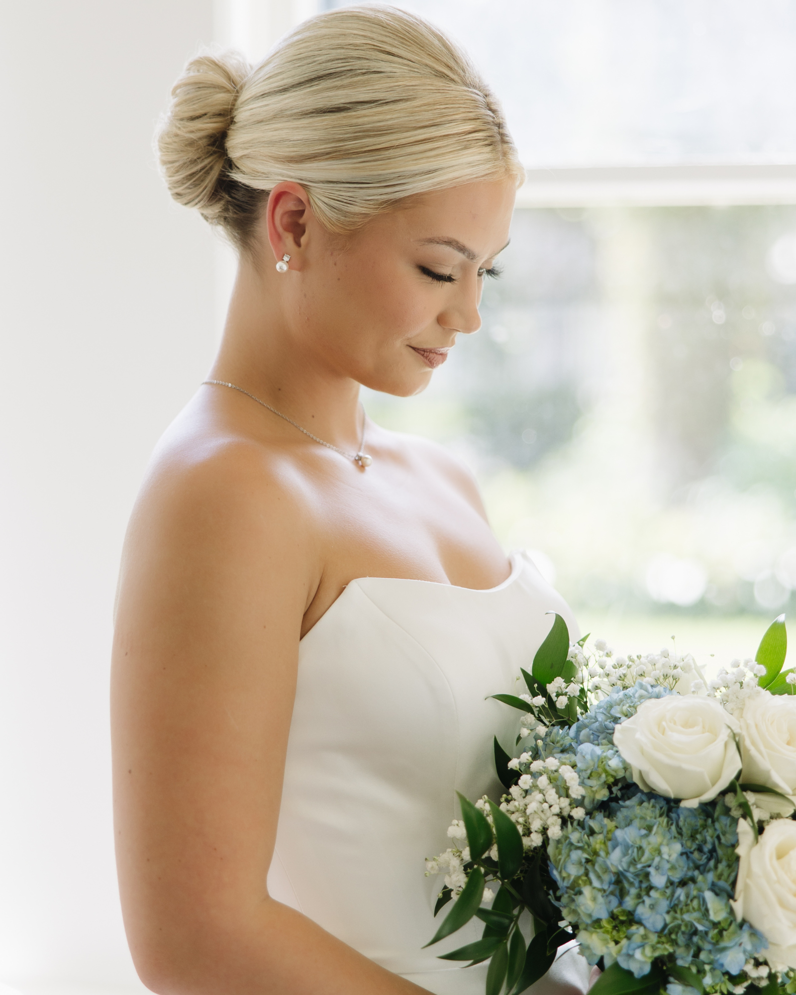 Justine Pearl Jewelry Set - Elegant Necklace & Earrings for Women - Perfect for Weddings, Parties & Special Occasions