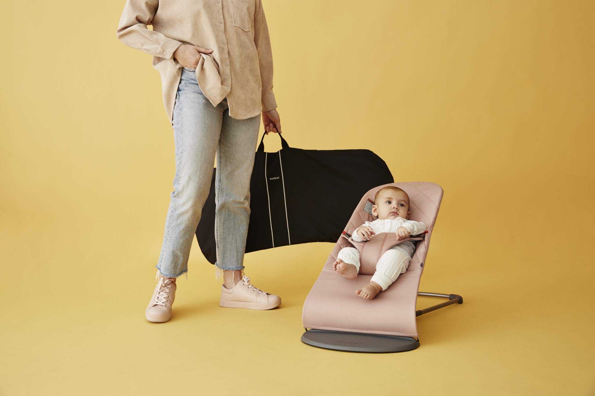 BabyBjörn Bouncer Bliss - Soft Cotton Baby Bouncer in Old Rose | Comfortable Infant Seat for Playtime, Feeding & Relaxation | Perfect Nursery Essential for Newborns & Toddlers