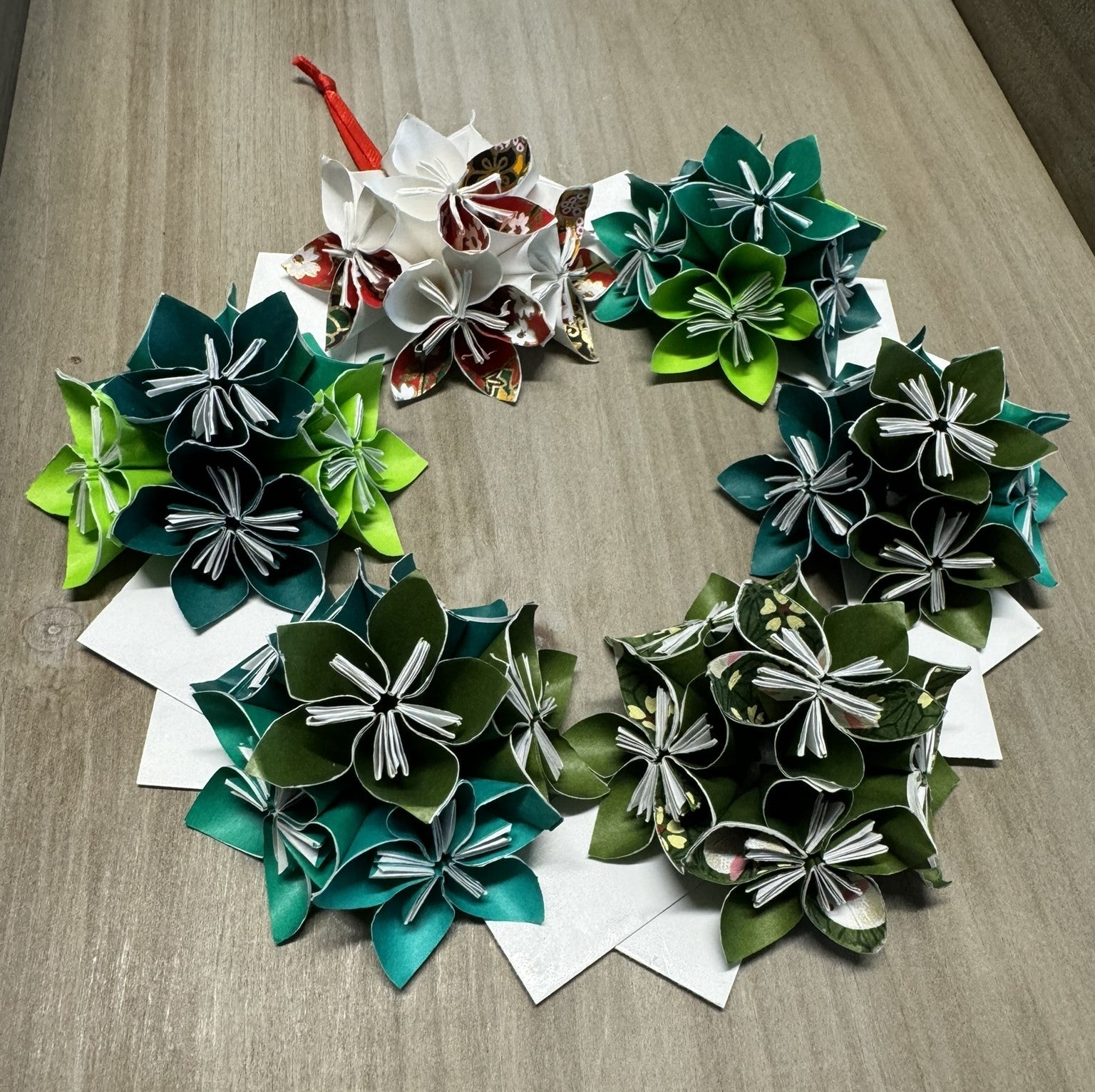 Handmade Origami Flower Wreath - Elegant Paper Floral Decor for Home, Wedding, Party & Wall Art | Perfect for DIY Crafts, Gifts & Seasonal Decorations