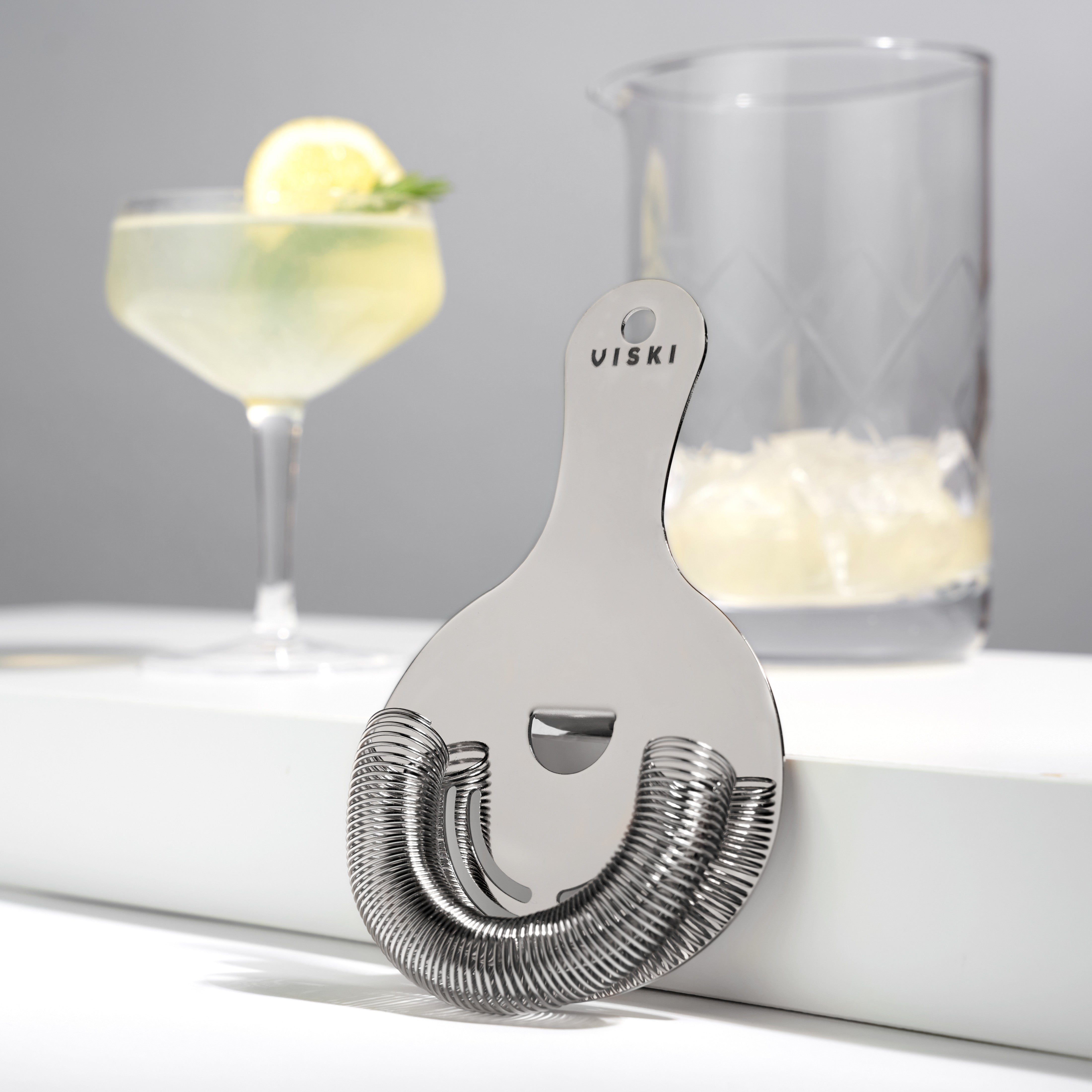 Harrison Hawthorne Premium Stainless Steel Kitchen Strainer - Fine Mesh Colander for Pasta, Vegetables, and Fruits - Ideal for Cooking, Baking, and Food Prep