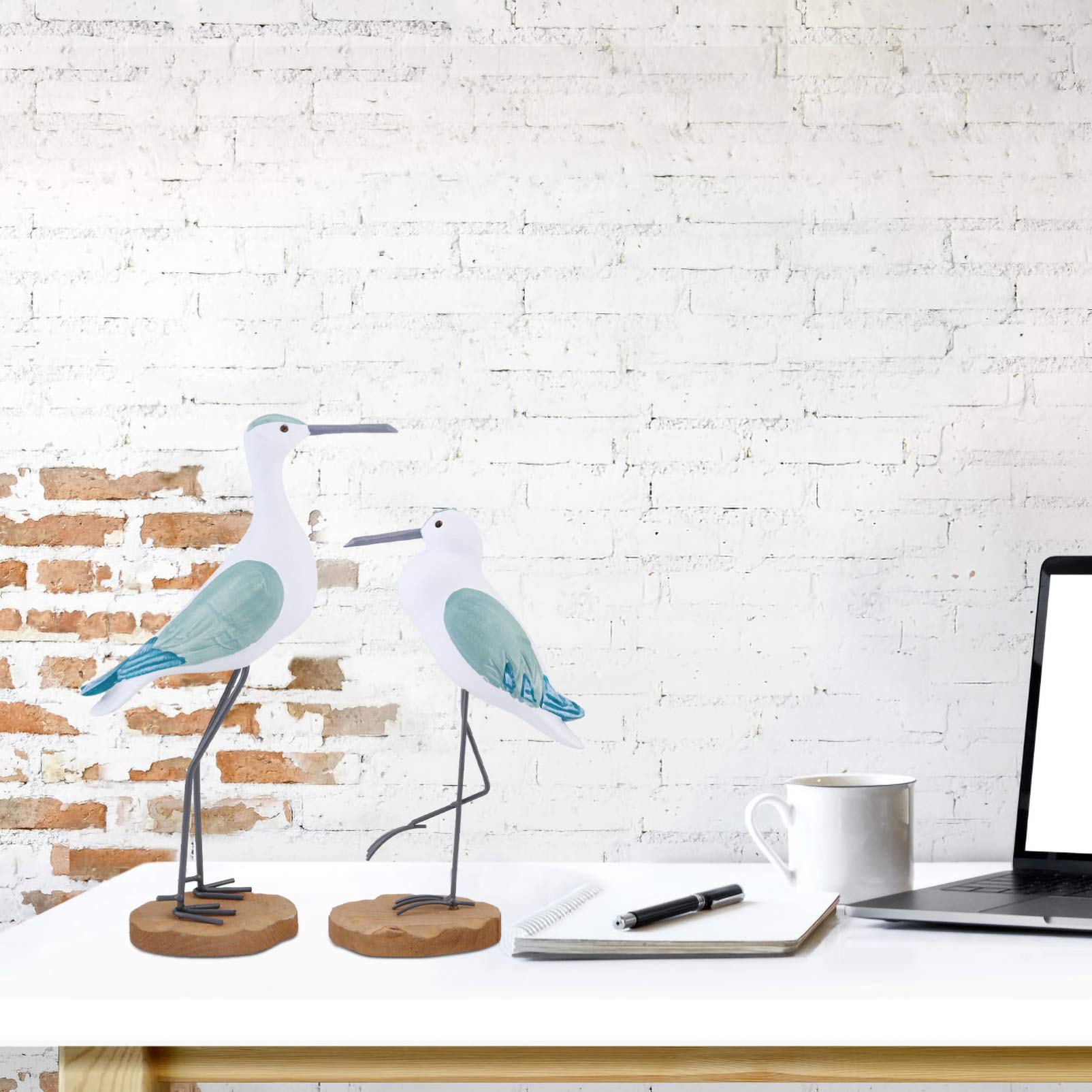 EXCEART 2 Pack Wooden Seagull Ornaments - Handcrafted Desktop Decor, Realistic Simulation Bird Statue for Home & Office - Perfect for Beach Theme Decor, Coastal Living Room, Nautical Gift Ideas