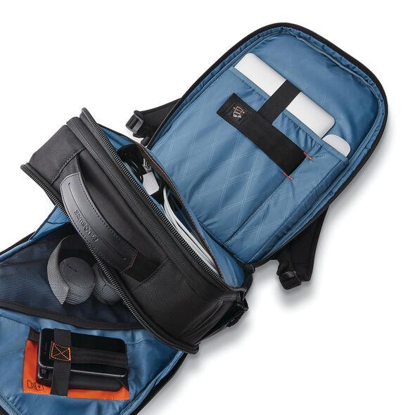 Samsonite Pro Standard Backpack - Durable Laptop Backpack for Work & Travel - Water-Resistant Business Backpack with USB Charging Port | Perfect for Office, Commuting & College Students
