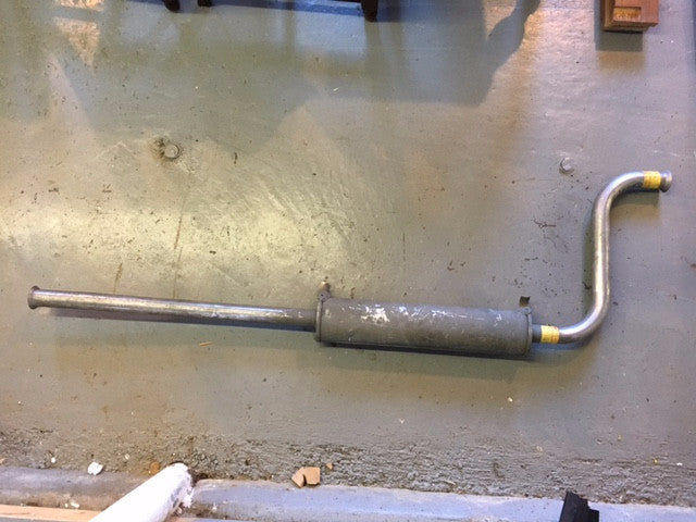 Lancia Mid Exhaust Pipe - High Performance Replacement for Smooth Engine Operation - Perfect for Car Enthusiasts & DIY Auto Repairs