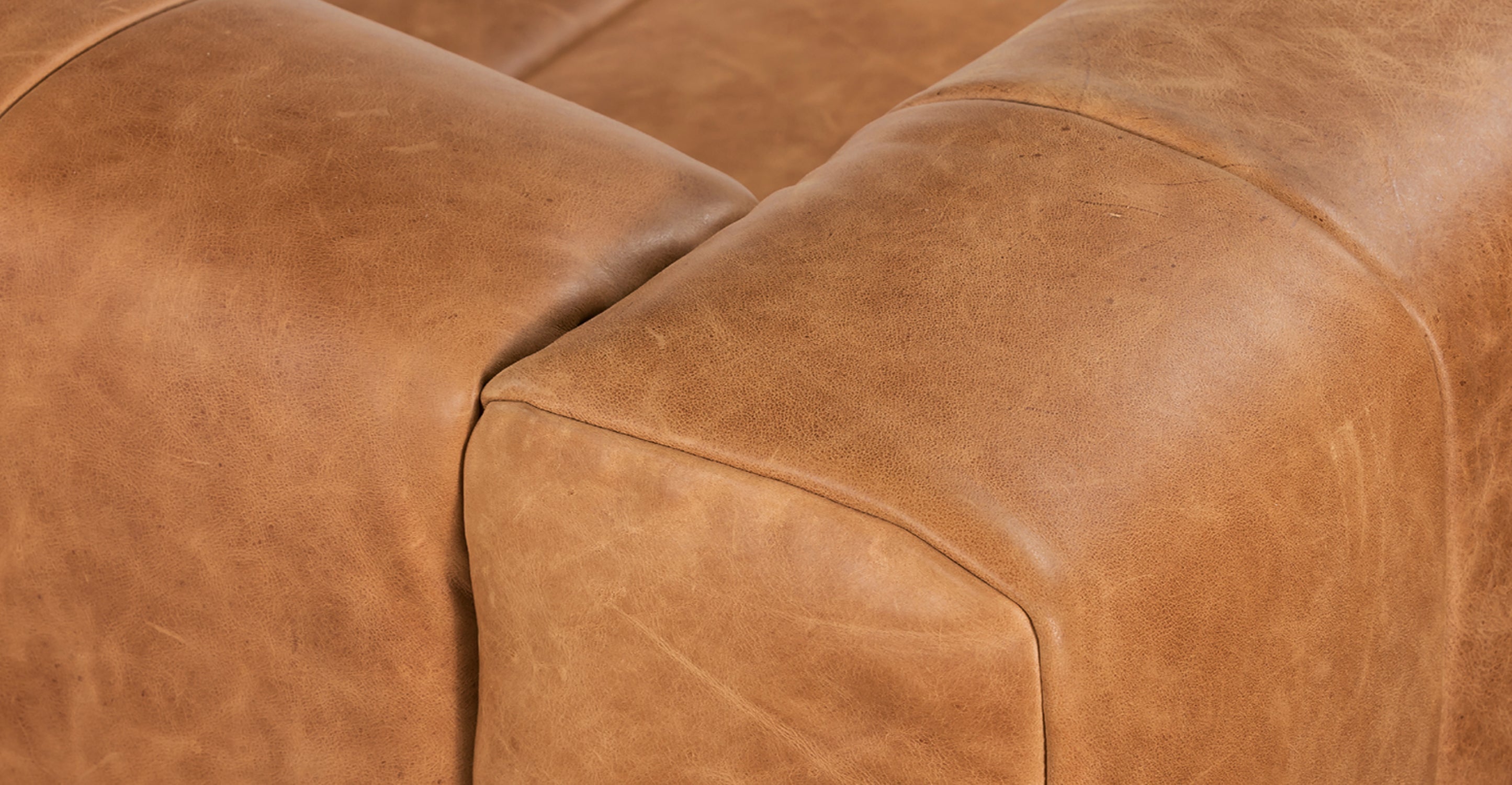 Canale 86 Sofa - Modern Comfortable Living Room Couch for Small Spaces, Apartments & Cozy Home Decor