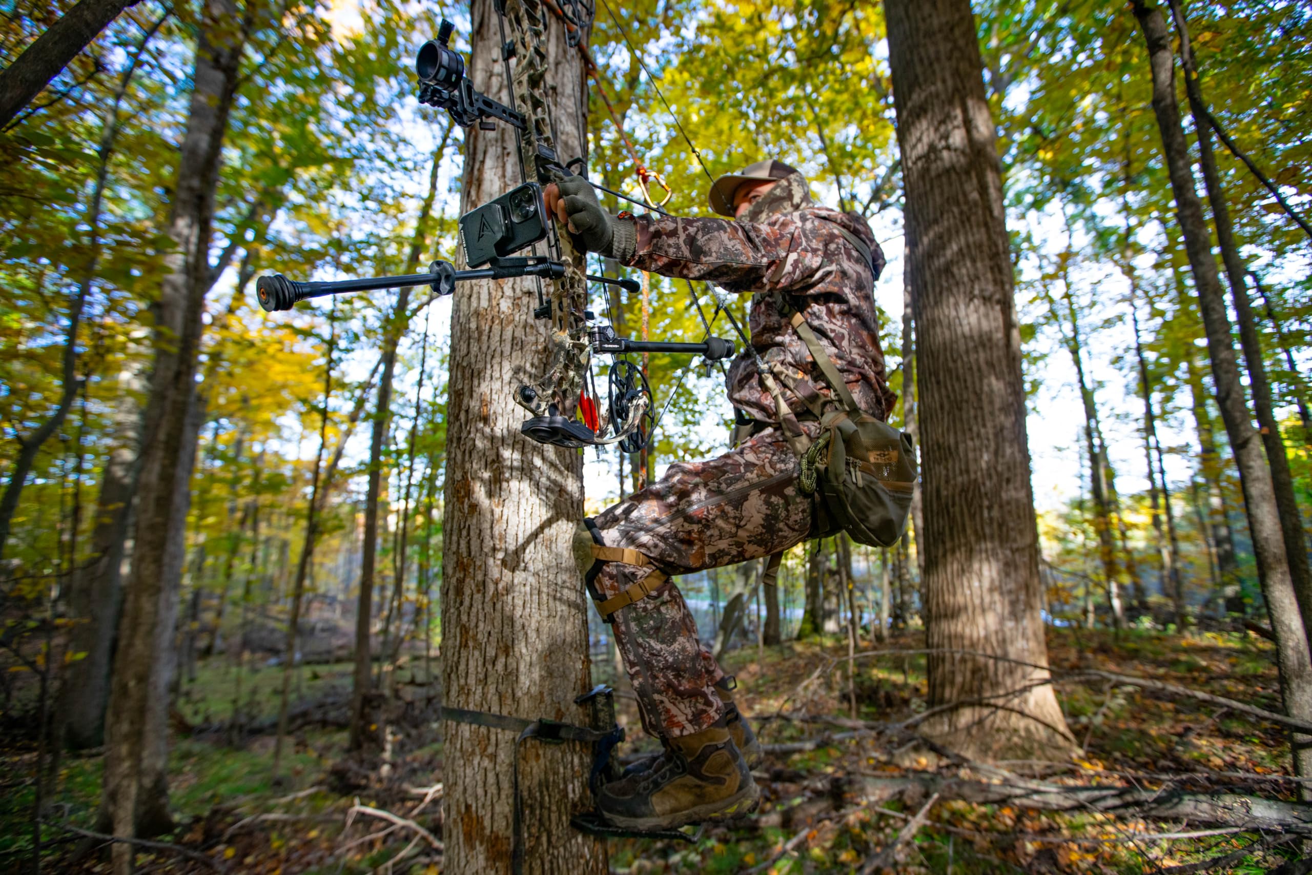 MAG-PRO Plus Magnetic Phone Mount for Compound Bow - Smartphone Holder for Hunting & Filming | Capture & Relive Your Hunting Adventures | Perfect for Bow Hunting & Outdoor Adventures