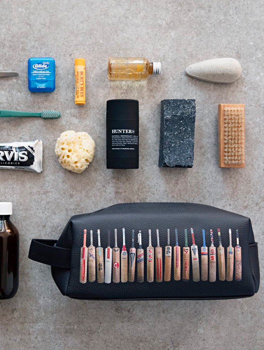 Premium Cricket Bat Wash Bag - Durable & Waterproof Cricket Equipment Storage for Training & Matches | Perfect for Sports Gear Organization & Travel