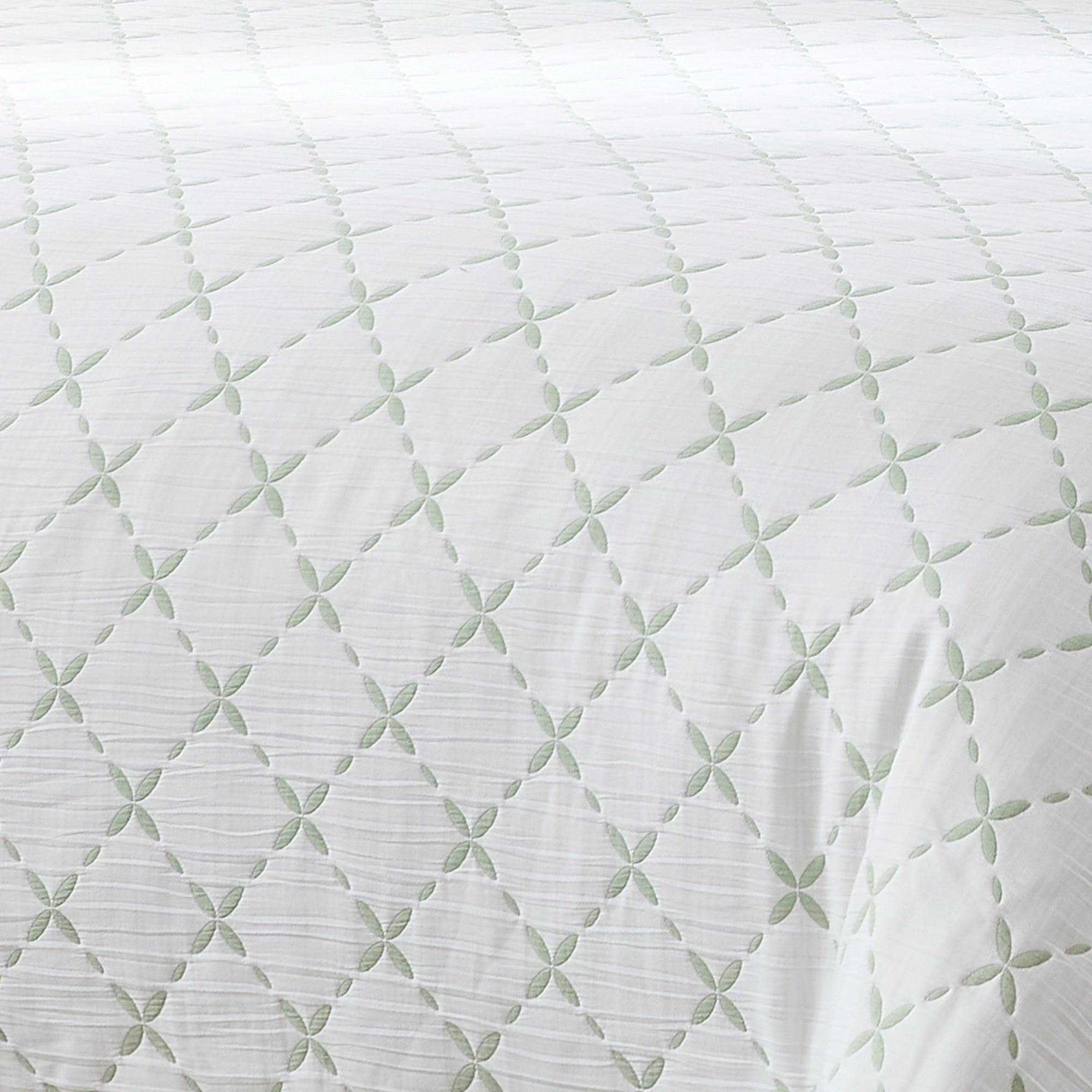 Luxury Diamond Leaf Jacquard Reversible Matelasse Coverlet Set - Queen Size Bedspread for Master Bedroom & Guest Room Decor