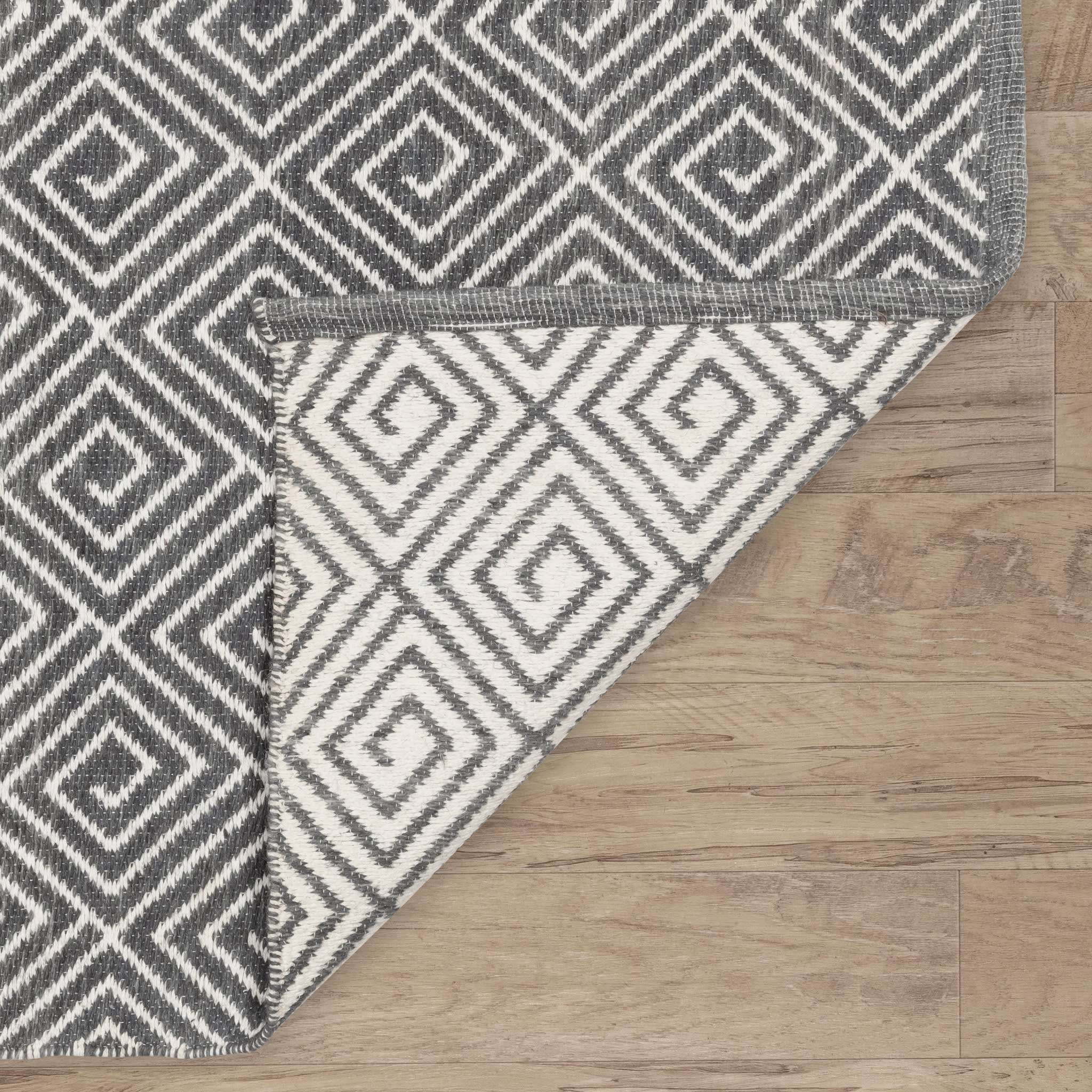 Geo Diamond Handwoven Wool Rug - Grey/Ivory | Soft & Durable Area Rug for Living Room, Bedroom & Office | Eco-Friendly Home Decor