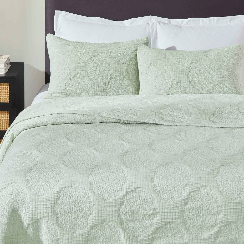Tanta Cotton Medium Weight Crinkle Woven Coverlet - Soft & Breathable Bedspread for All Seasons | Perfect for Bedroom Decor, Guest Rooms & Cozy Home Styling