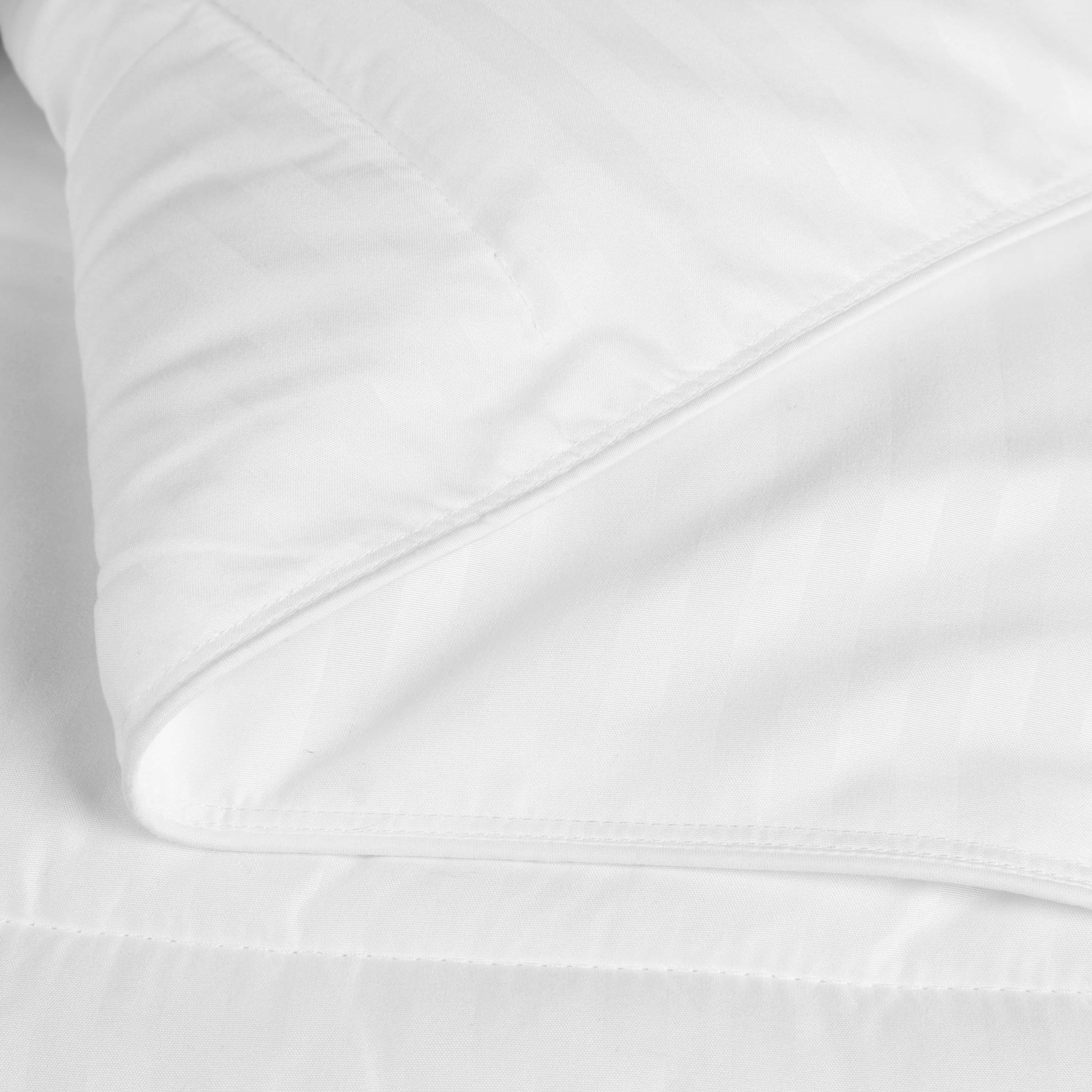 Reversible Striped Down Alternative Comforter - Soft & Lightweight All-Season Bedding for Cozy Sleep - Perfect for Bedrooms, Guest Rooms & Dorm Rooms