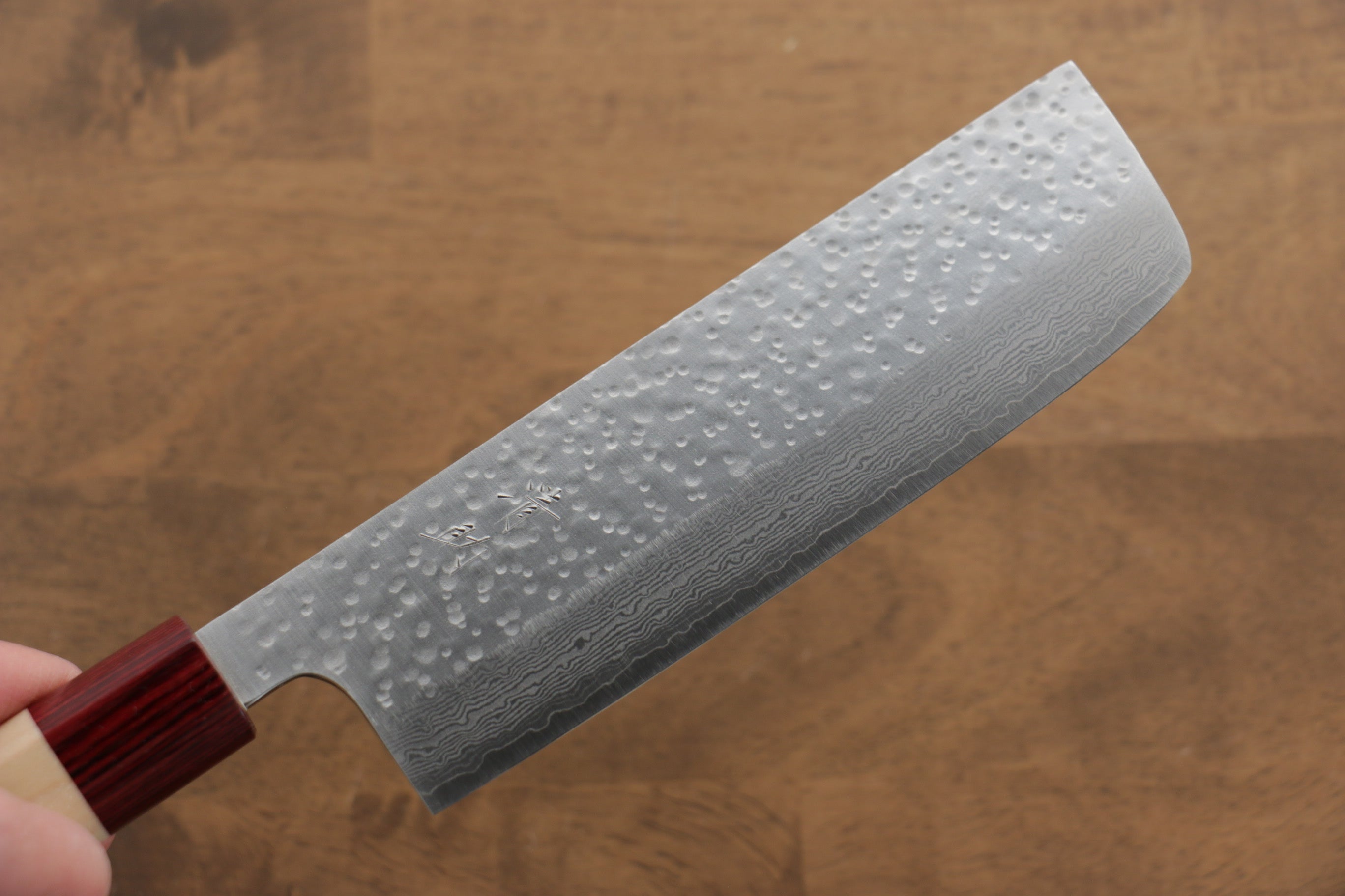 Seisuke VG10 16-Layer Hammered Damascus Nakiri Knife 165mm with Magnolia Wood Handle - Professional Japanese Vegetable Knife for Home Chefs & Cooking Enthusiasts