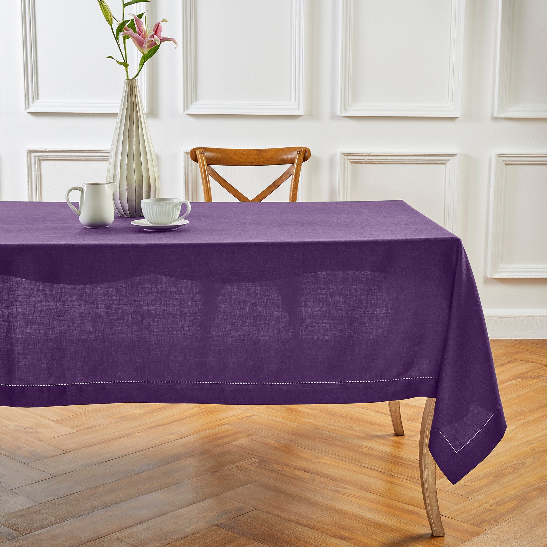 Elegant Classic Hemstitch Tablecloth - Premium Cotton Linen Dining Table Cover for Formal Dinners & Special Occasions