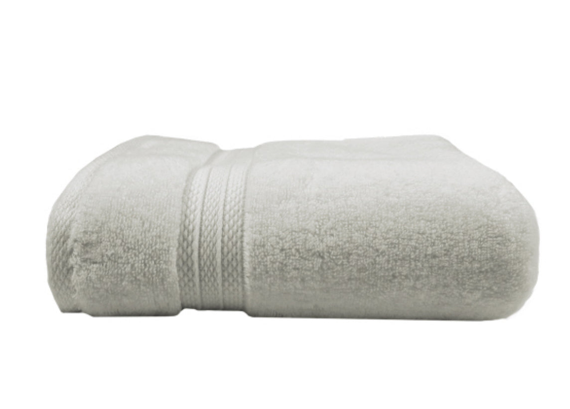 Elea Nuage Premium Bath Towel Set - Ultra Soft & Absorbent Cotton Towels for Spa, Bathroom, and Beach Use