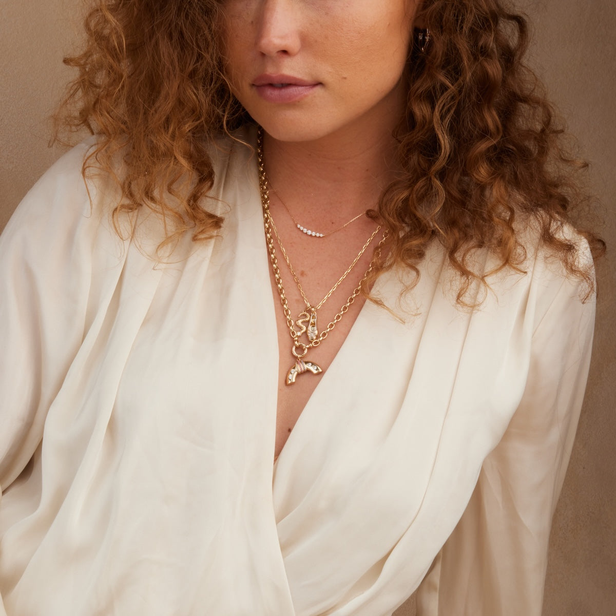Snake Charm Bracelet for Women - Elegant Serpent Jewelry for Fashion & Protection - Perfect for Casual Wear, Parties & Gifts