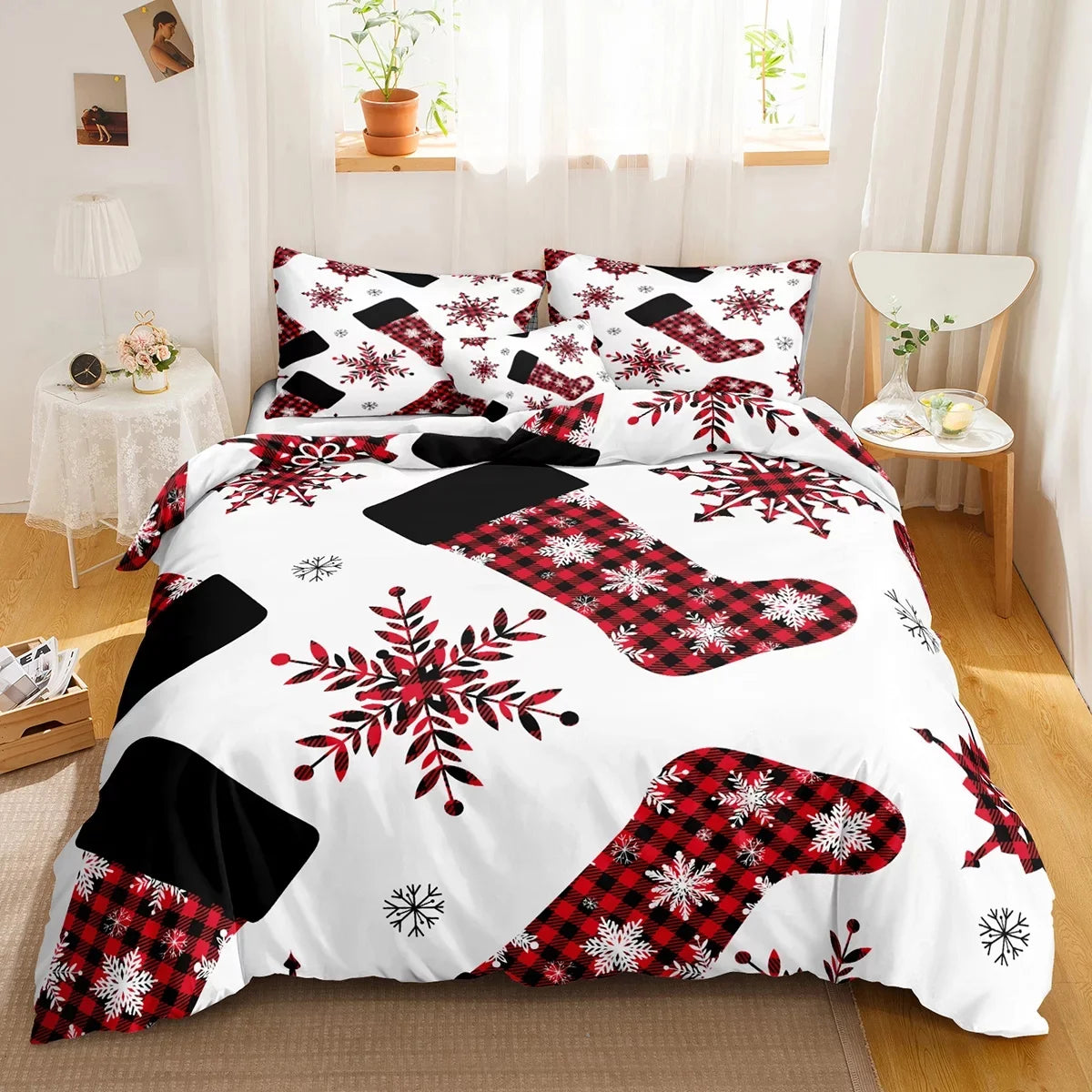 Red Christmas Snowflake Duvet Cover Set - Holiday Bedding Collection for Queen/King Size - Festive Winter Bedroom Decor for Xmas Season