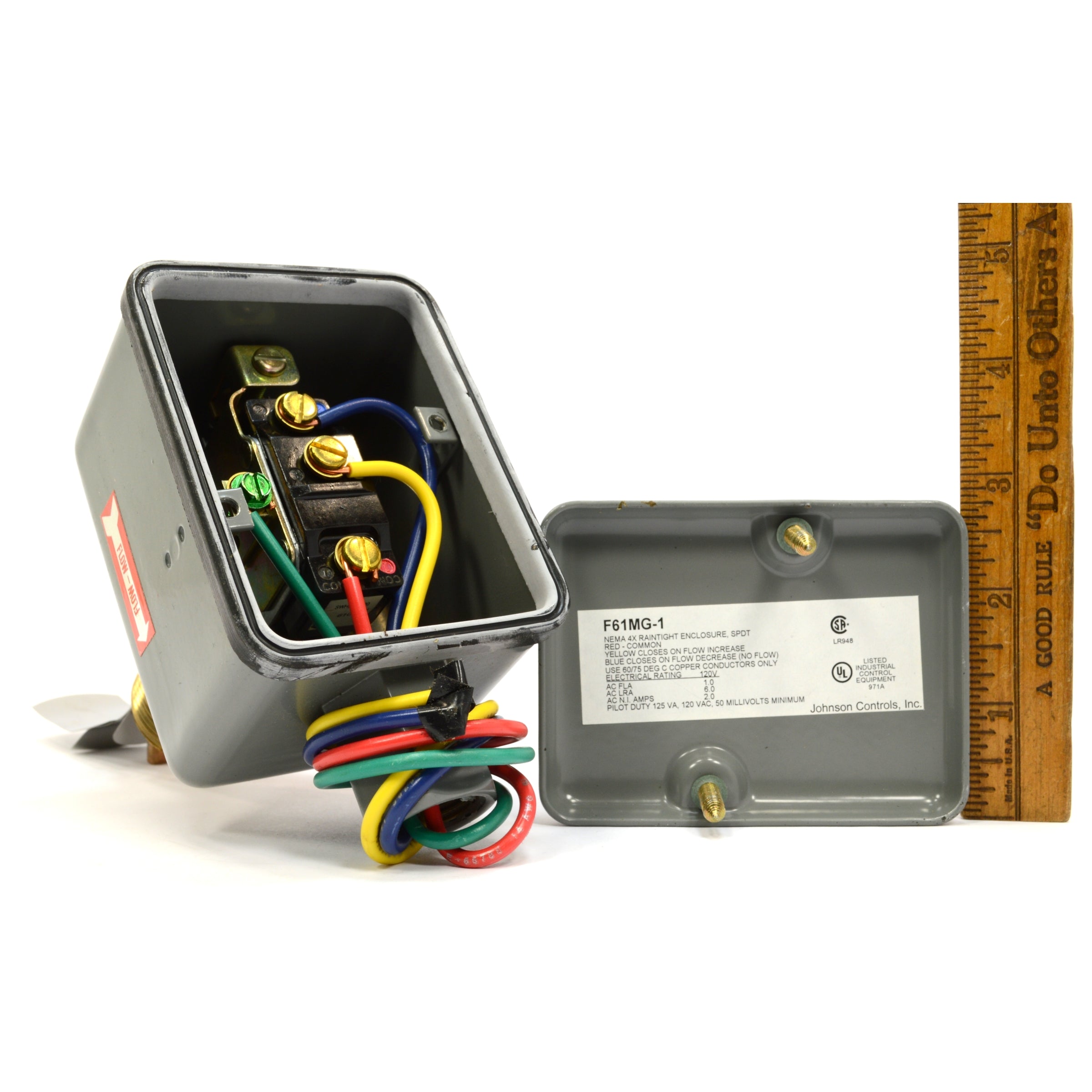Johnson Controls NEMA 4X Raintight Enclosure SPDT Flow Switch F61MG-1 - Water Flow Monitoring for HVAC, Industrial Pumps & Plumbing Systems