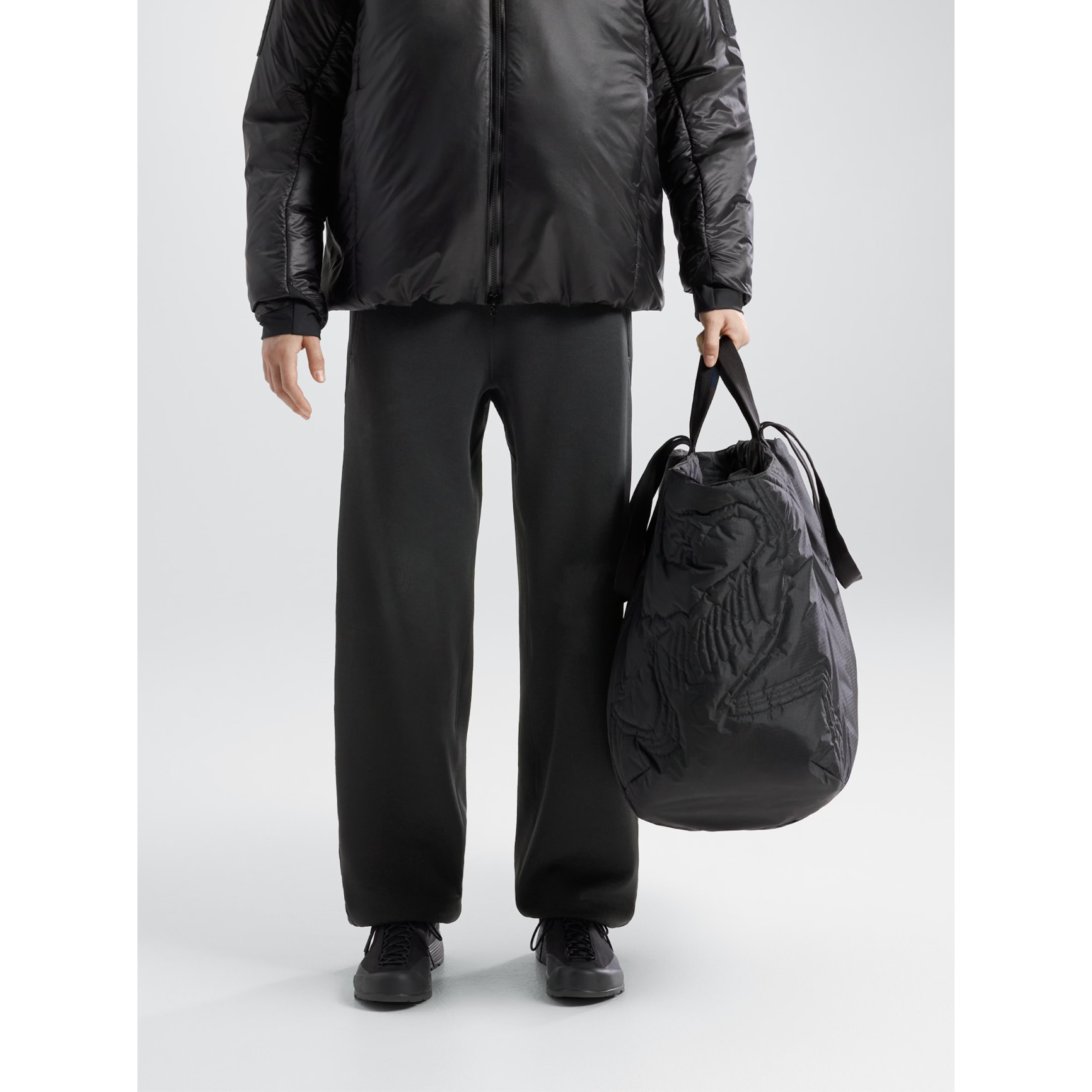 Arc'teryx Ogee Insulated Tote Bag - Waterproof & Lightweight for Women - Perfect for Work, Travel & Outdoor Adventures
