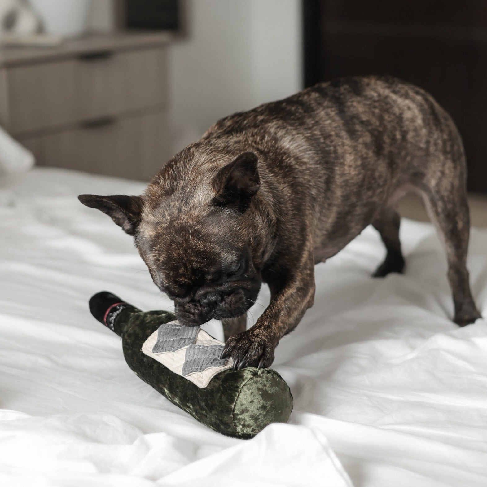 Premium Merlot Red Wine - Smooth & Rich Flavor for Dinner Parties, Romantic Evenings & Gift Giving
