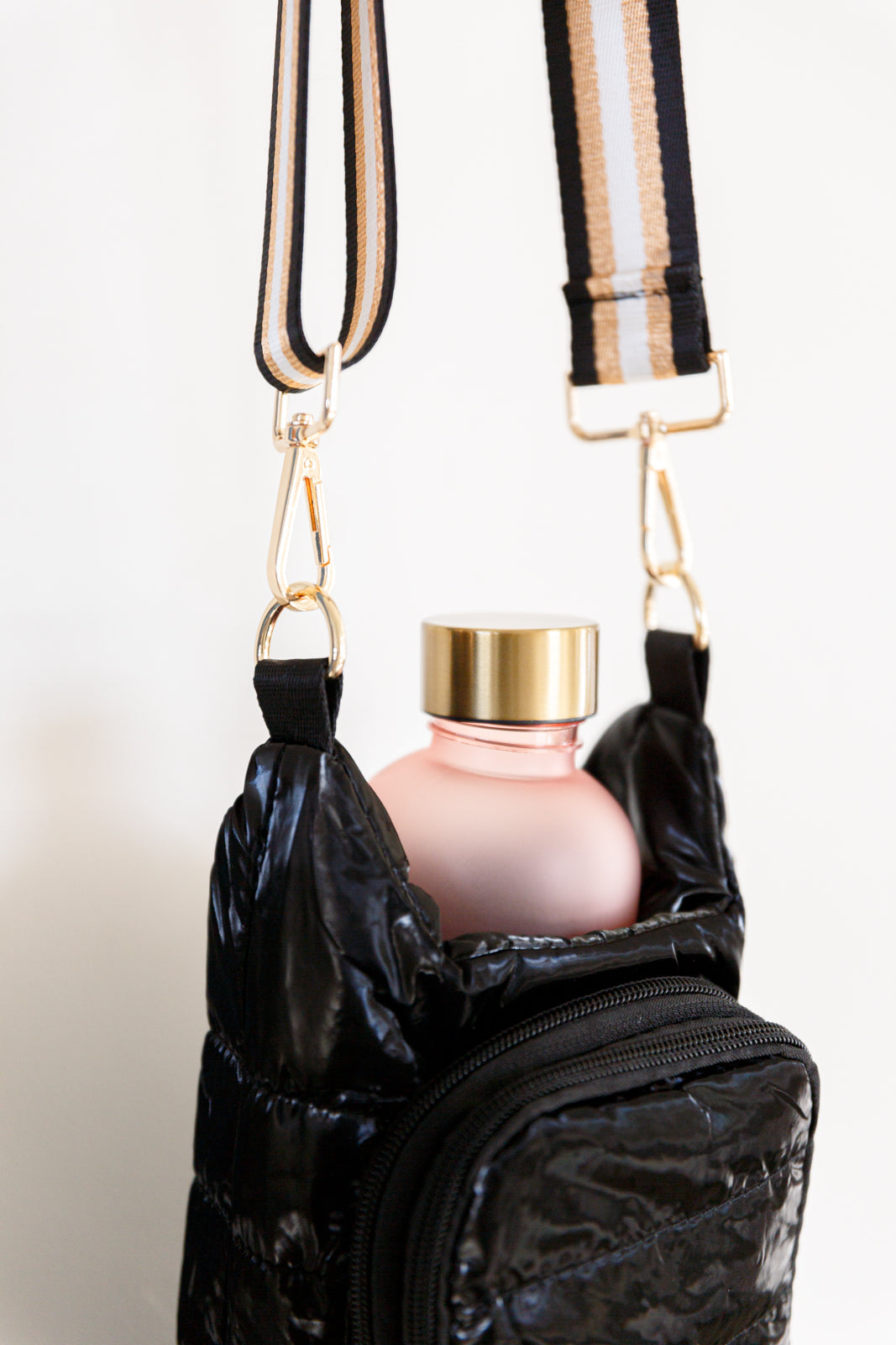 Gotcha Girl Puffer Tumbler Tote Bag - Stylish Insulated Water Bottle Holder for Women | Perfect for Gym, Work, Travel & Shopping (Black)