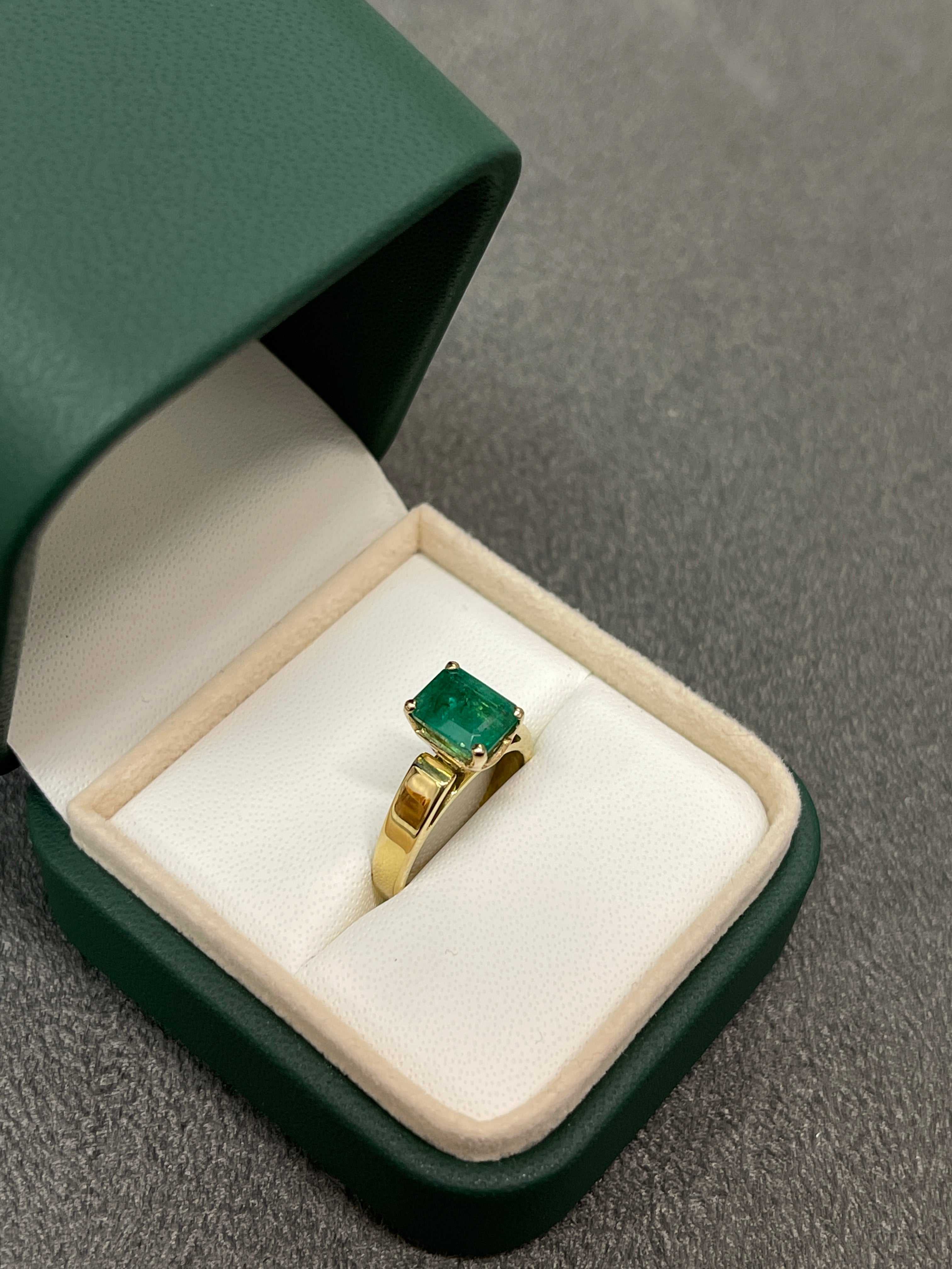 1.88 Carat Natural Emerald Solitaire Engagement Ring in 18K White Gold - Perfect for Proposals, Anniversaries & Special Occasions