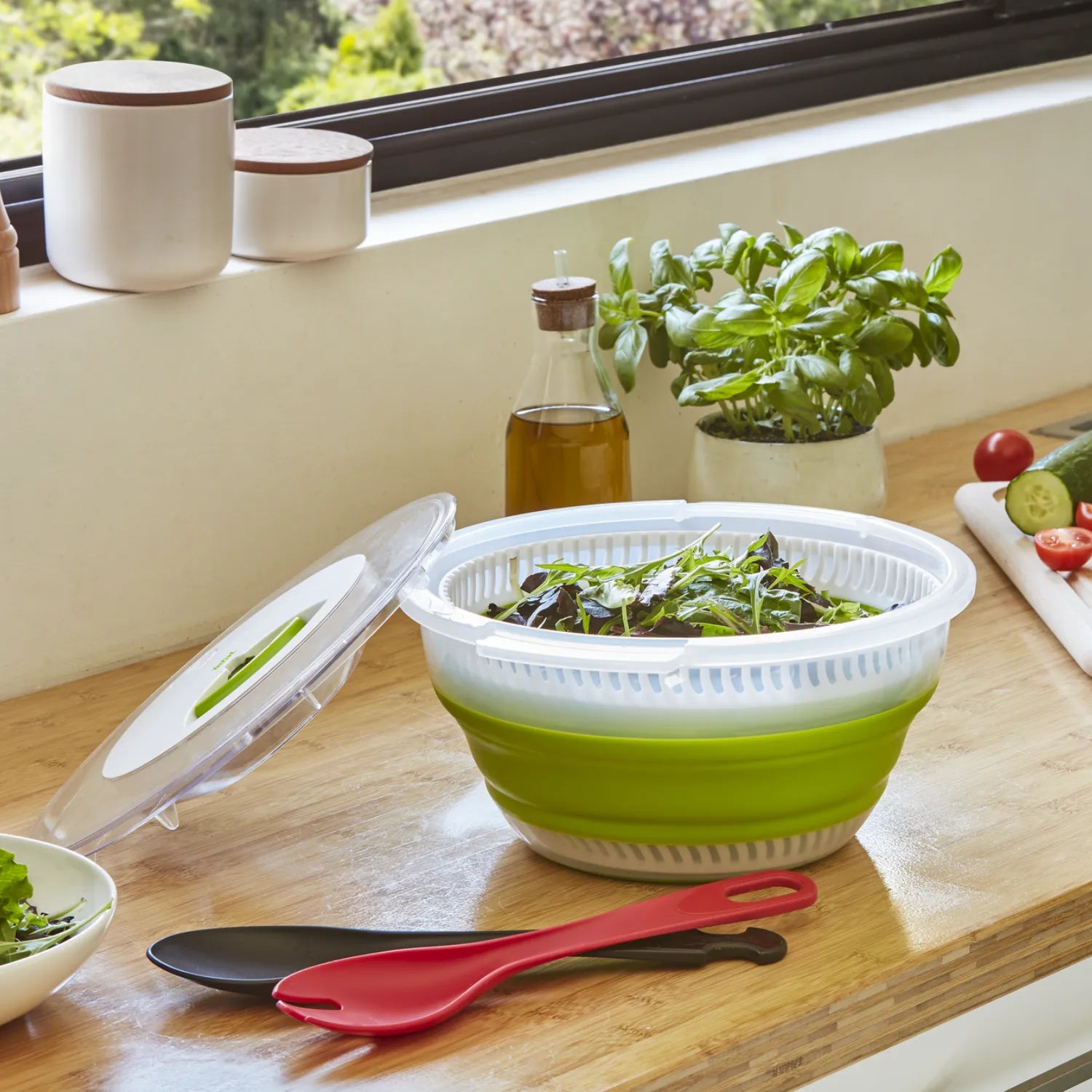 Tefal K2520155 Collapsible Salad Spinner 4L - Space Saving Kitchen Gadget for Fresh Greens, Herbs & Vegetables | Perfect for Meal Prep, Healthy Eating & Small Kitchens