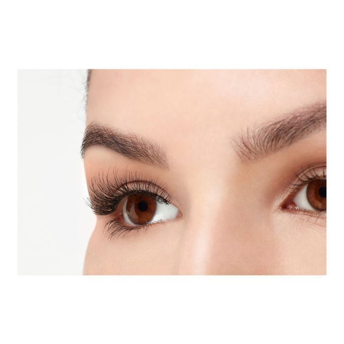 Ardell Demi Wispies False Eyelashes - Natural Looking Flared Lashes for Dramatic Eye Makeup | Perfect for Parties, Weddings & Special Occasions