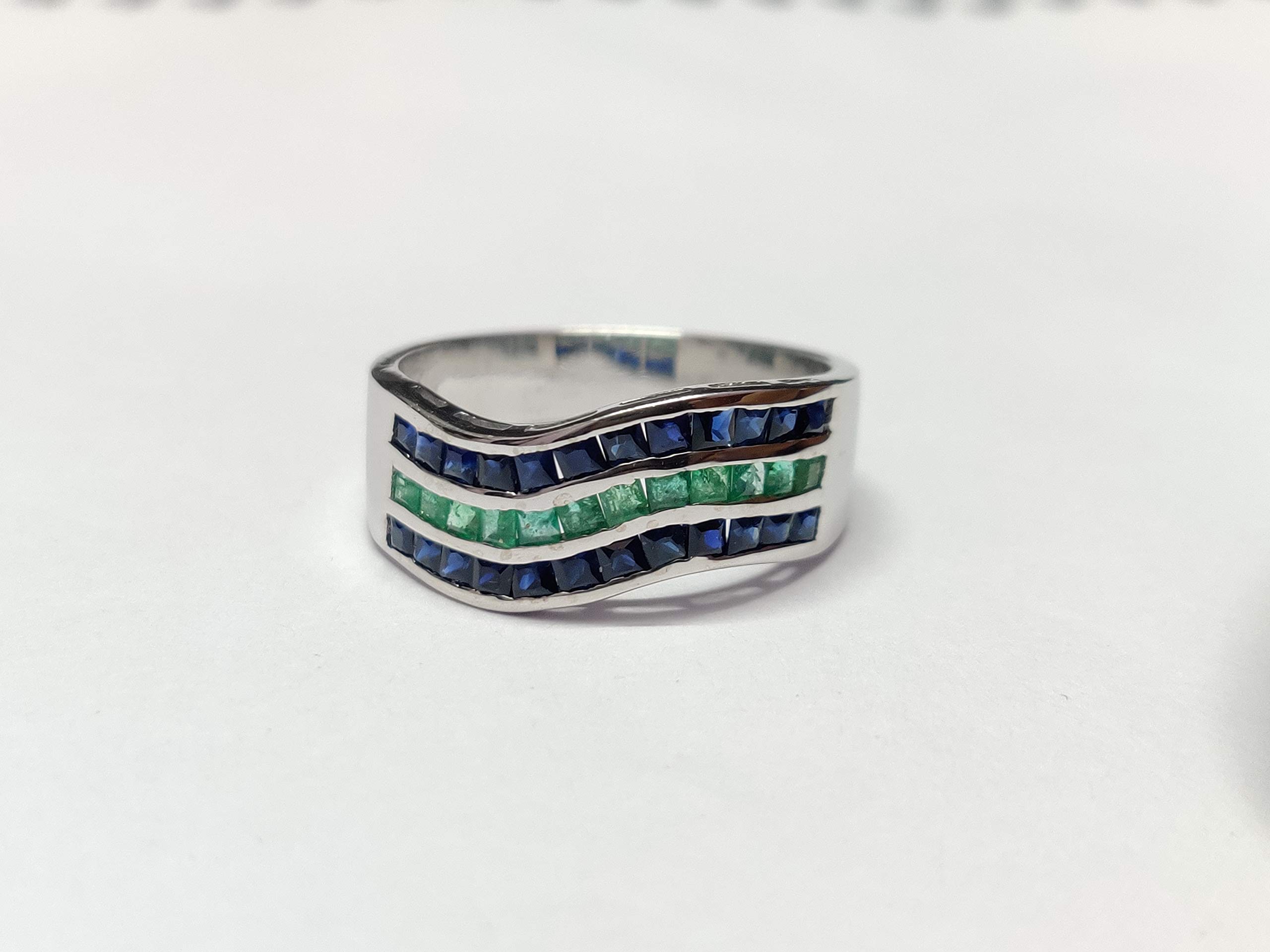 925 Sterling Silver Men's Emerald & Sapphire Statement Ring - Bold Band for Men, Father's Day Gift, Wedding Band, Anniversary Jewelry, Everyday Luxury Accessory