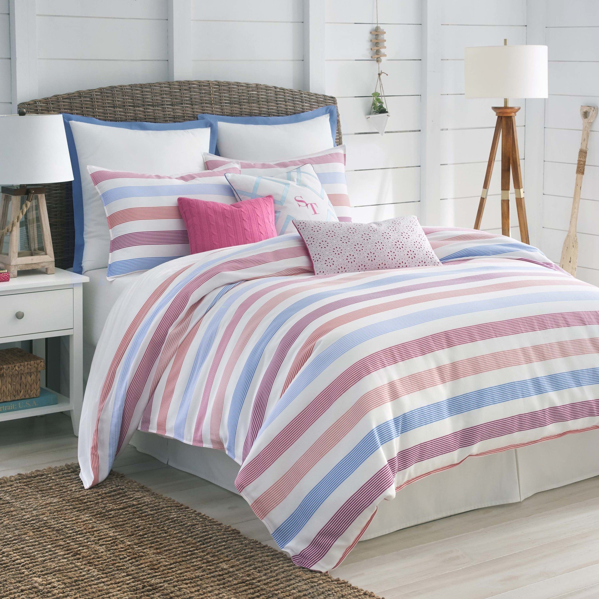 Southern Tide Long Bay Comforter Set - Full Size Pink & White Coastal Bedding for Master & Guest Bedrooms | Soft Breathable Comforter with Matching Pillowcases | Perfect for Beach House & Nautical Theme Decor