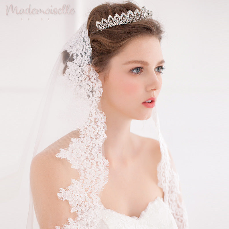 Elegant Crystal Arches Tiara for Women - Sparkling Bridal Headpiece for Weddings, Prom, and Special Occasions
