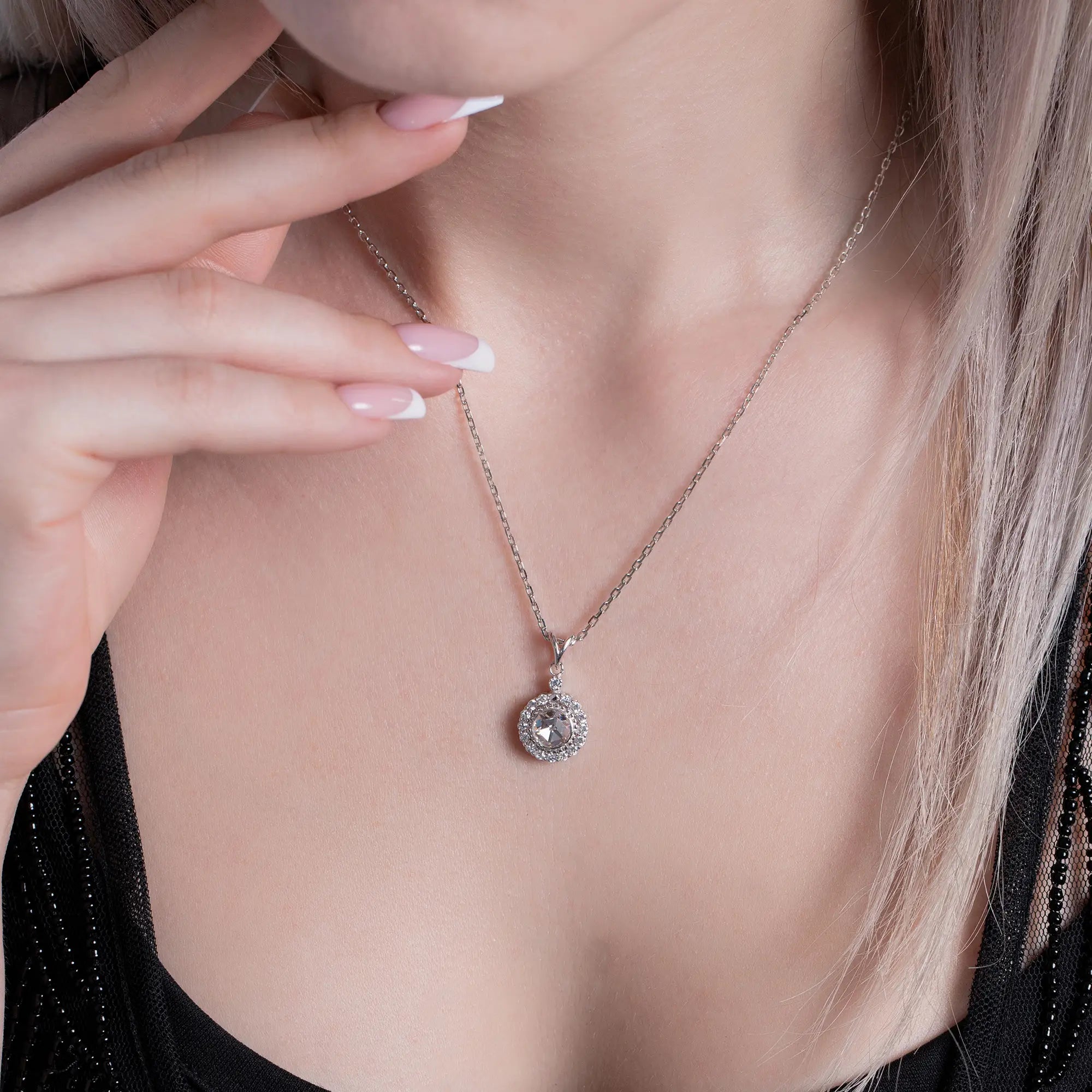 Moonstone Necklace for Women - Healing Crystal Jewelry for Spiritual Protection & Positive Energy - Perfect for Meditation, Yoga & Everyday Wear
