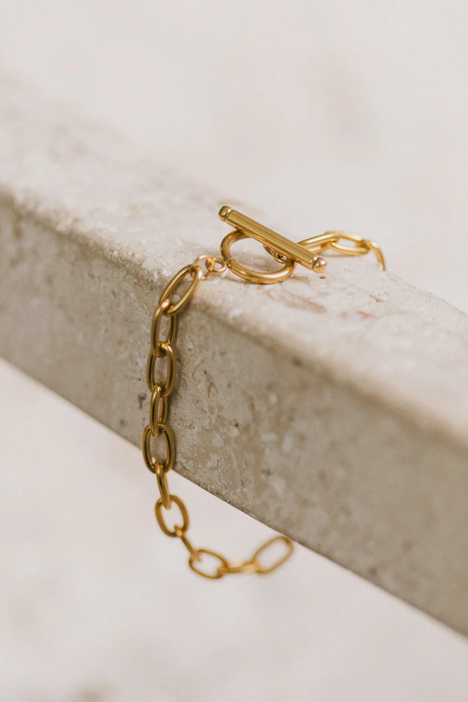 Annie Chain Bracelet for Women - Elegant Gold & Silver Layered Bracelet - Dainty Minimalist Jewelry Gift for Her - Perfect for Everyday Wear, Date Nights & Special Occasions