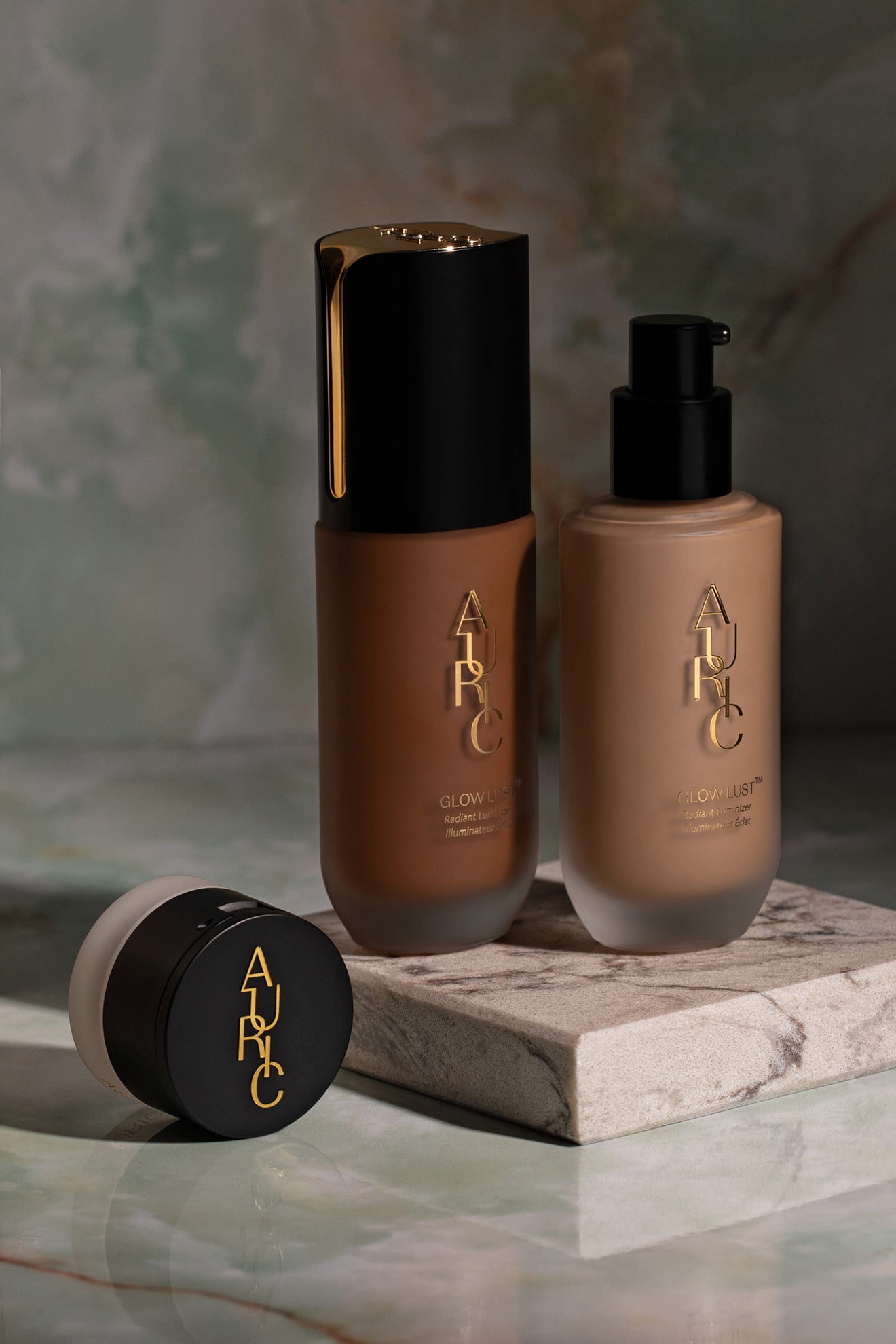 Glow Lust™ Radiant Luminizer - Illuminating Face Highlighter for Cheekbones & Décolletage | Vegan & Cruelty-Free Makeup | Perfect for Night Out & Special Occasions